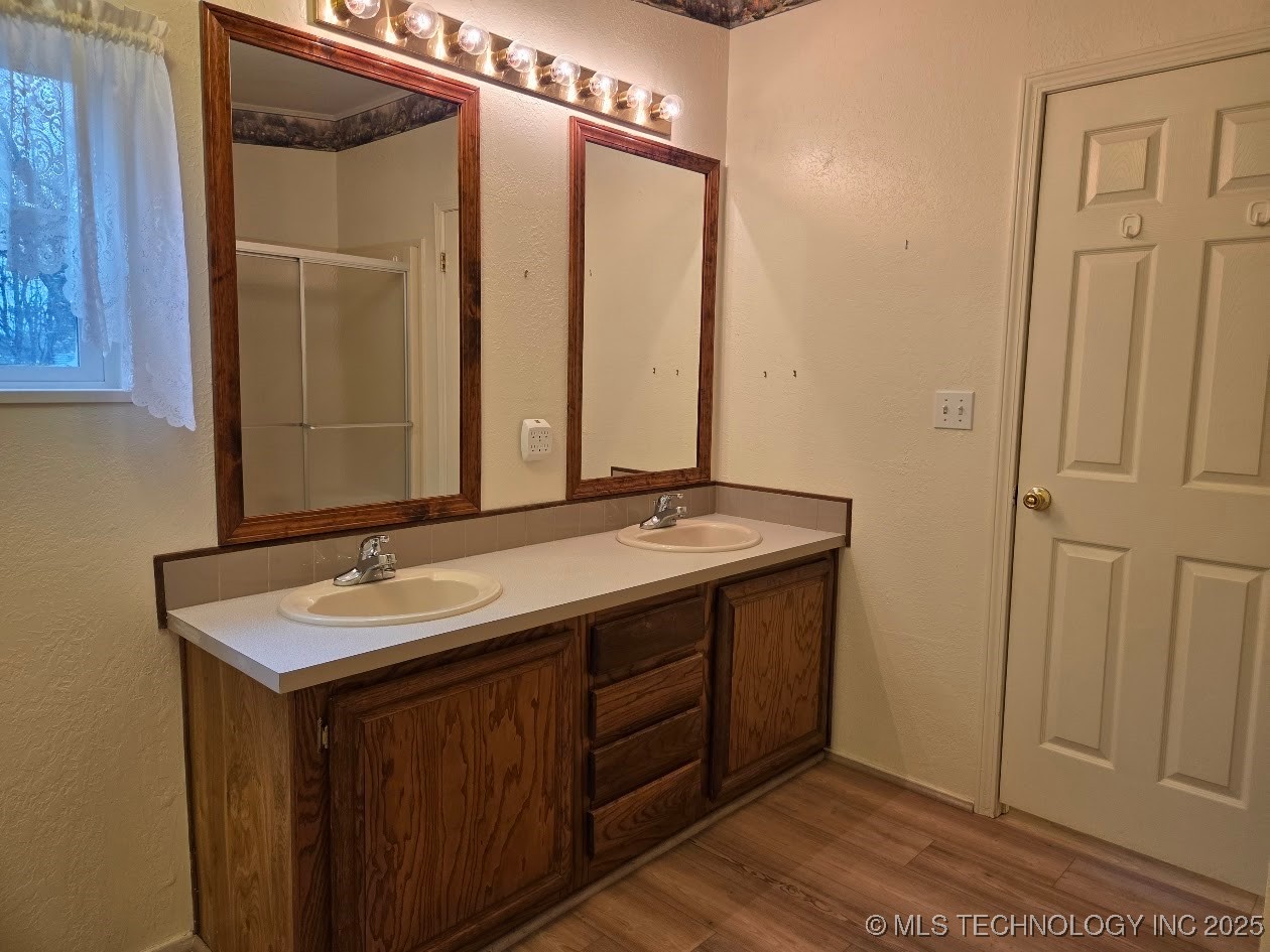 420828 E 1143 Road Eufaula OK 74432