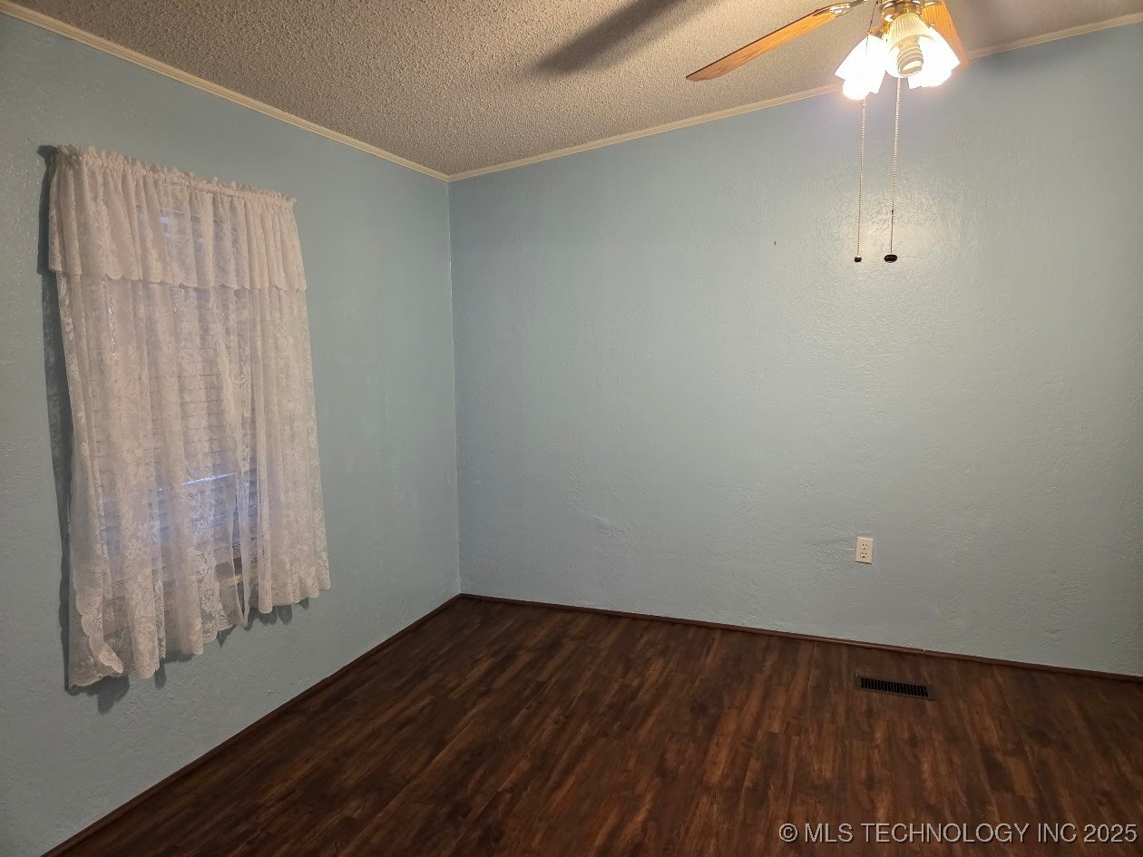 420828 E 1143 Road Eufaula OK 74432