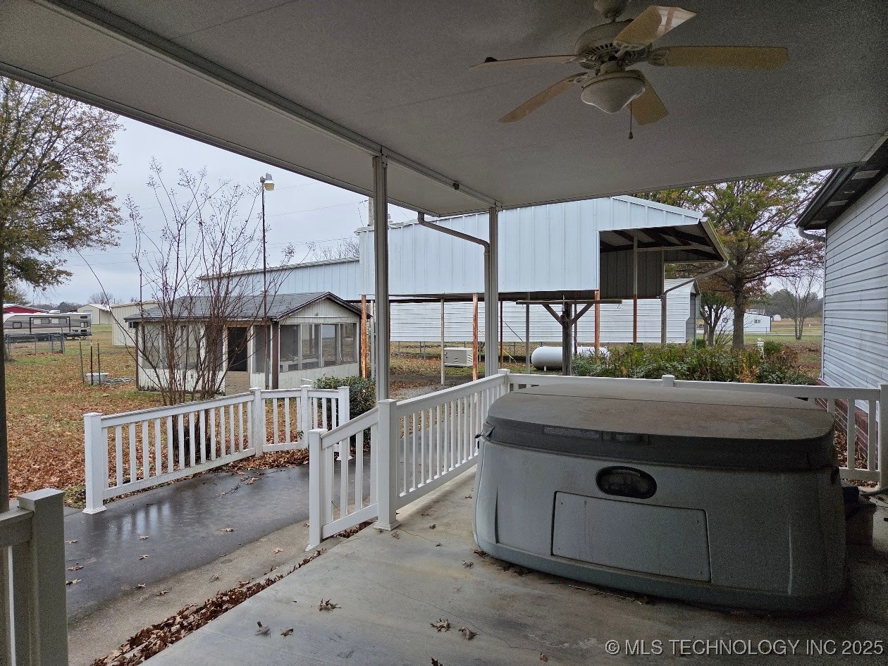 420828 E 1143 Road Eufaula OK 74432