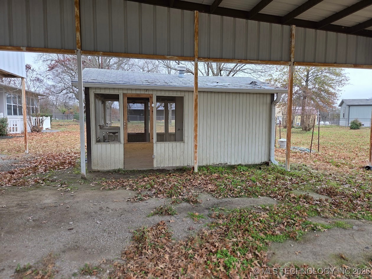 420828 E 1143 Road Eufaula OK 74432