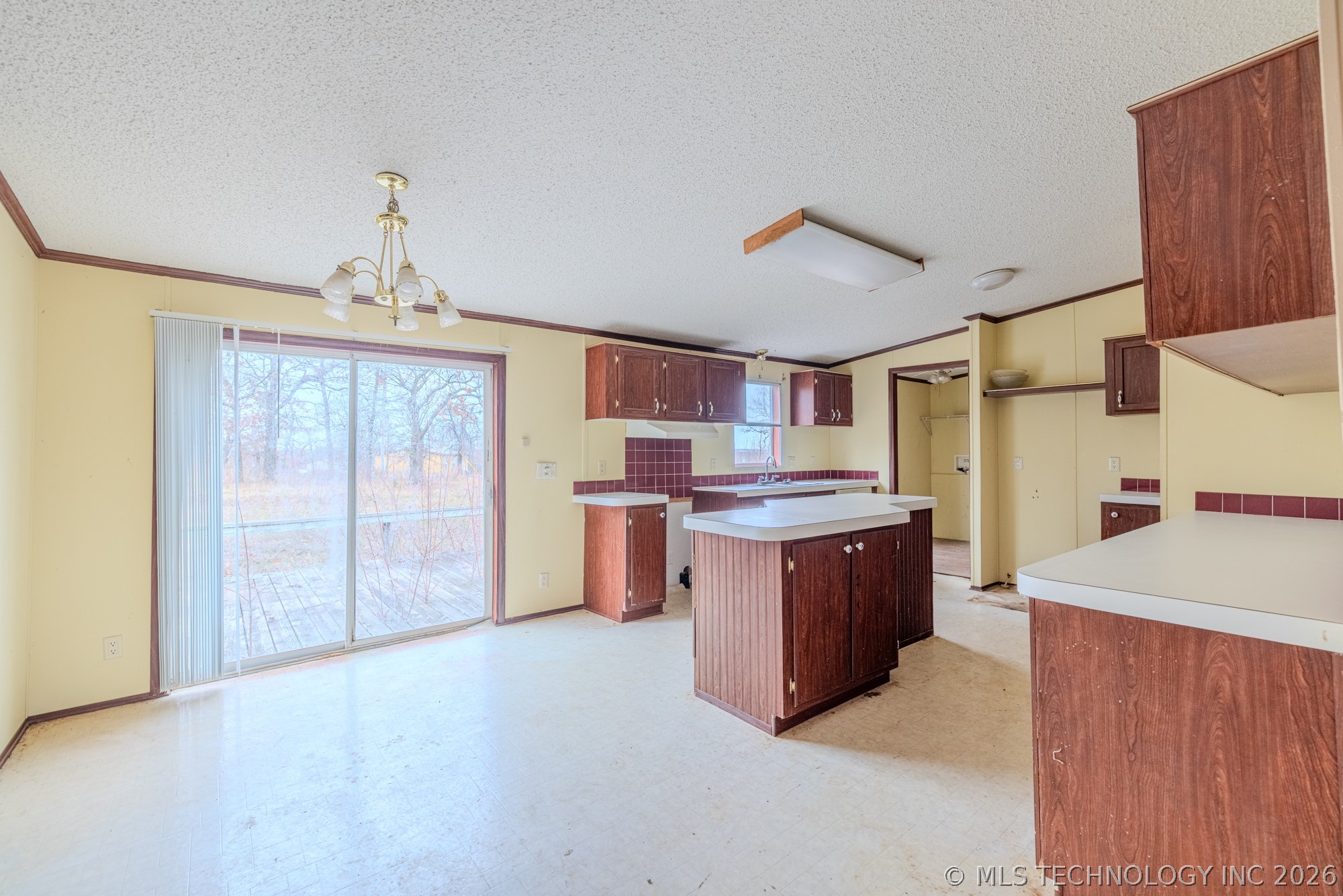 27757 W 41st Street S Mannford OK 74044