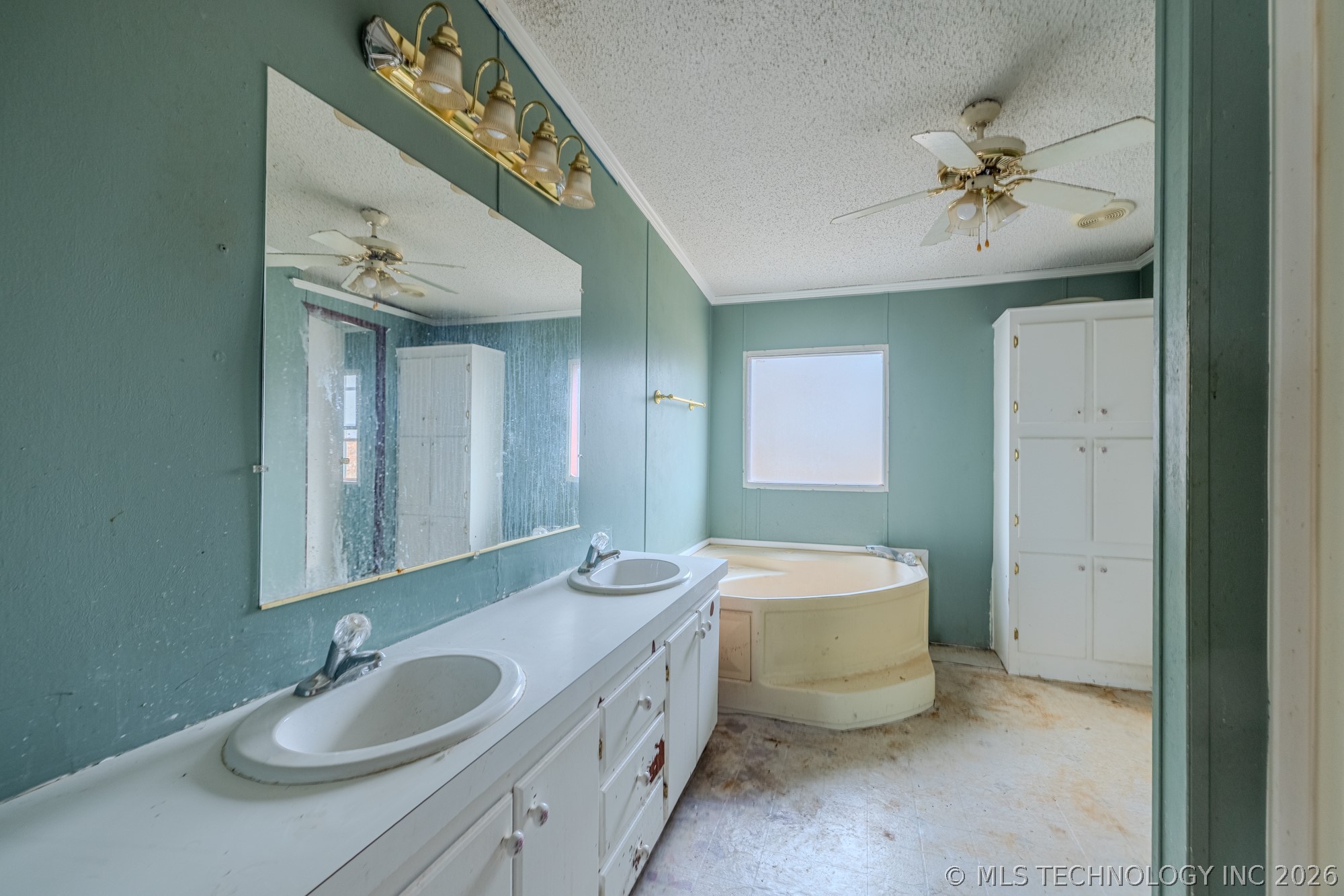 27757 W 41st Street S Mannford OK 74044