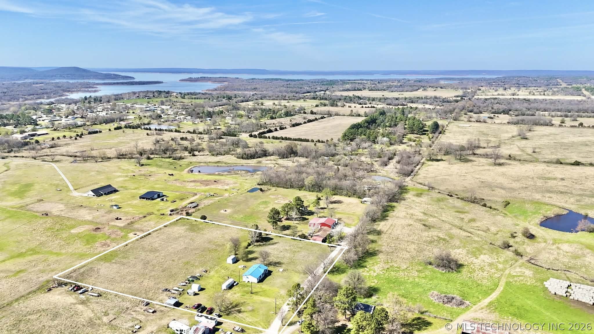 10098 N County Road 4295 Road Quinton OK 74561