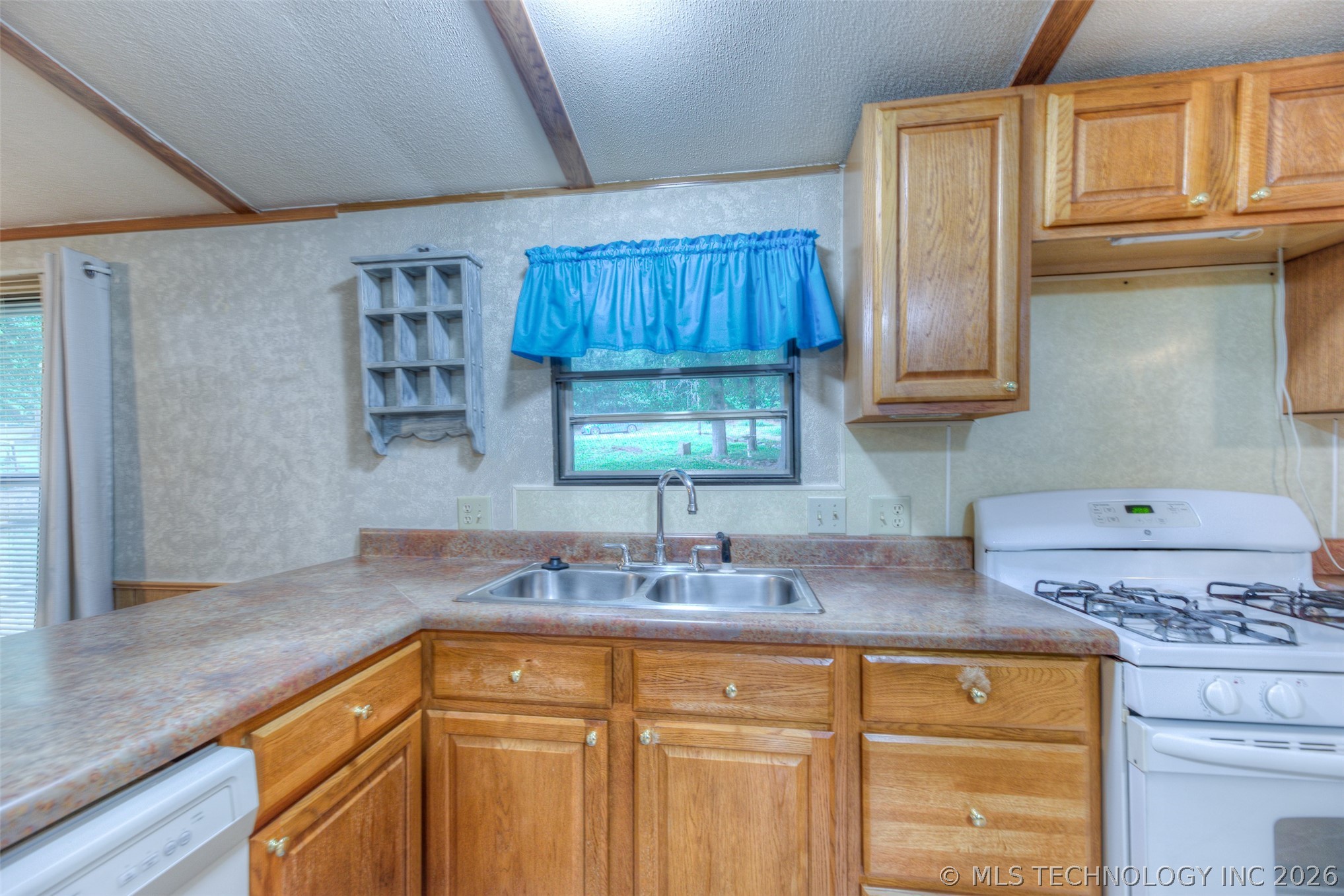 67 N 196th Westavenue Sand Springs OK 74063