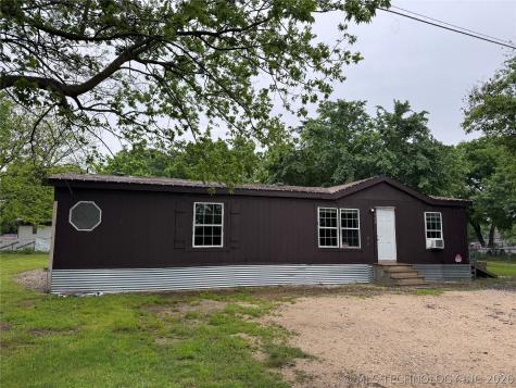 503 Godfrey Colbert OK 74733