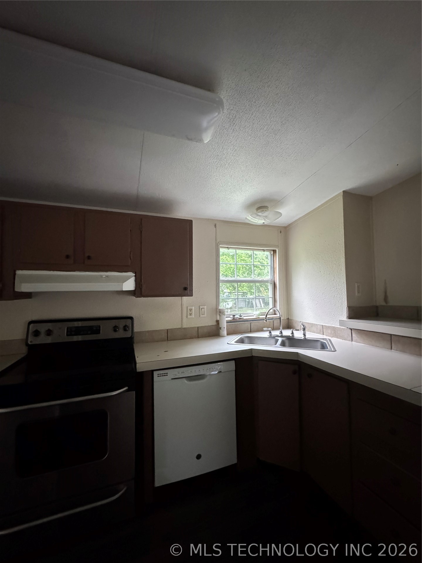 503 Godfrey Colbert OK 74733