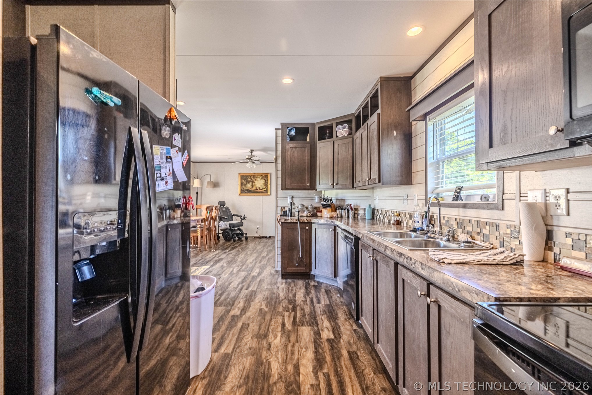 320 E 10th Street Okemah OK 74859