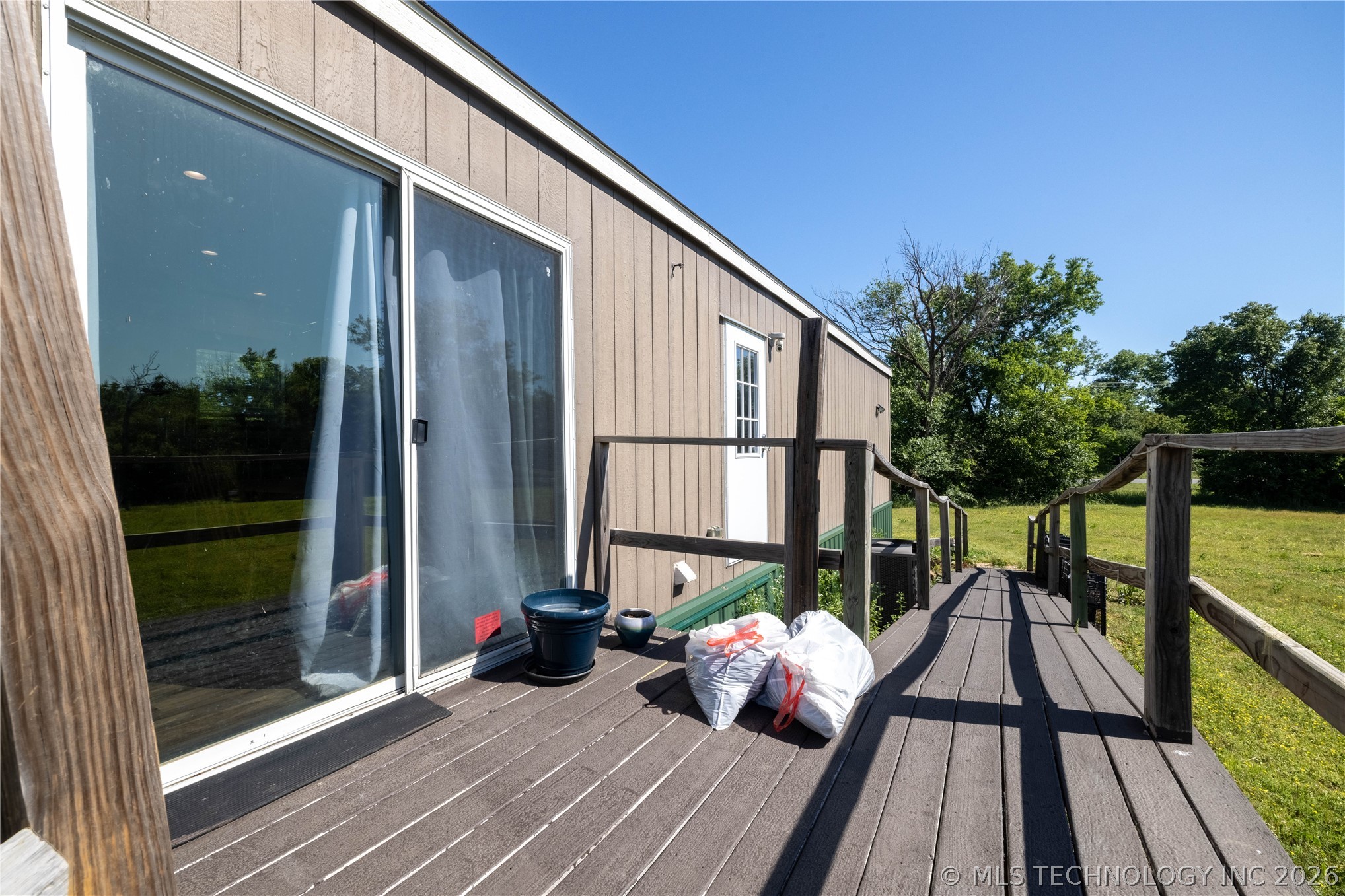 320 E 10th Street Okemah OK 74859