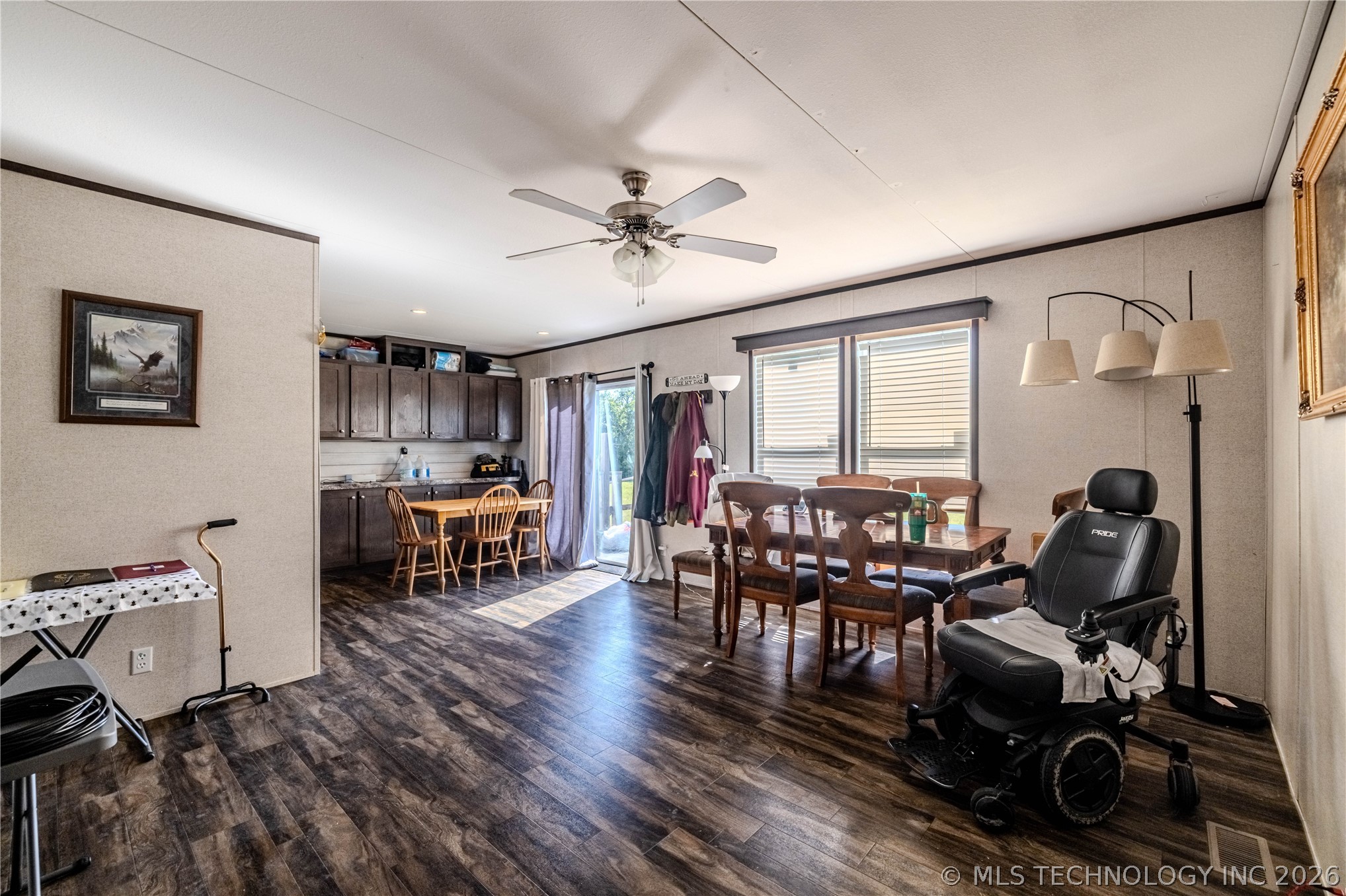 320 E 10th Street Okemah OK 74859