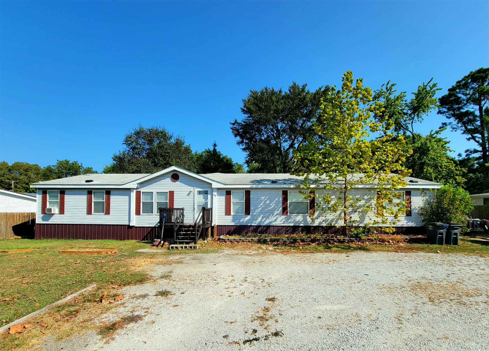 302 E Schley Street Vian OK 74962