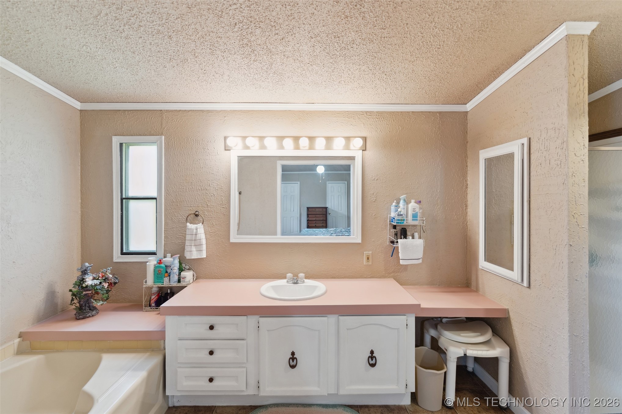 5038 E 422 Road Adair OK 74330