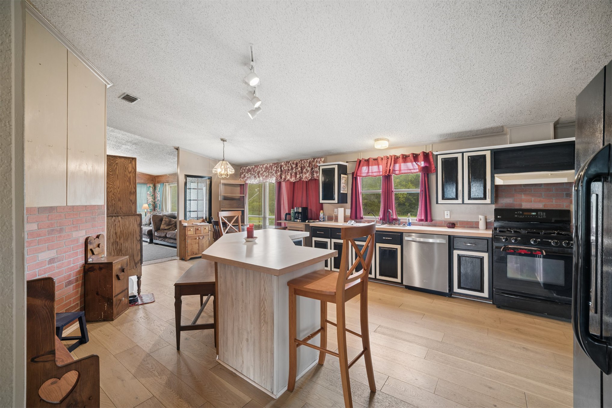 1222 W Birch Street Haskell OK 74436