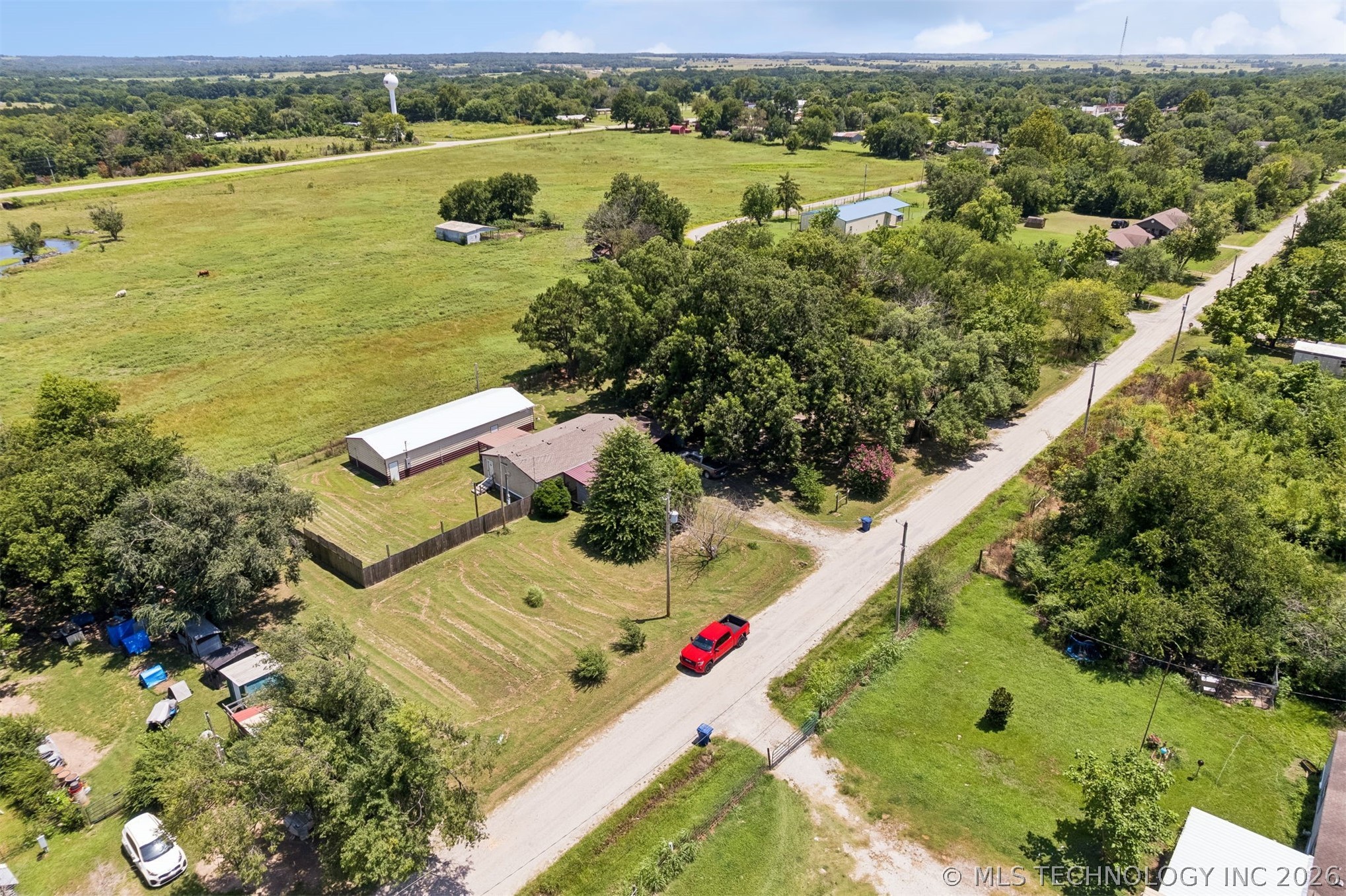 422 N Gibson Dustin OK 74839