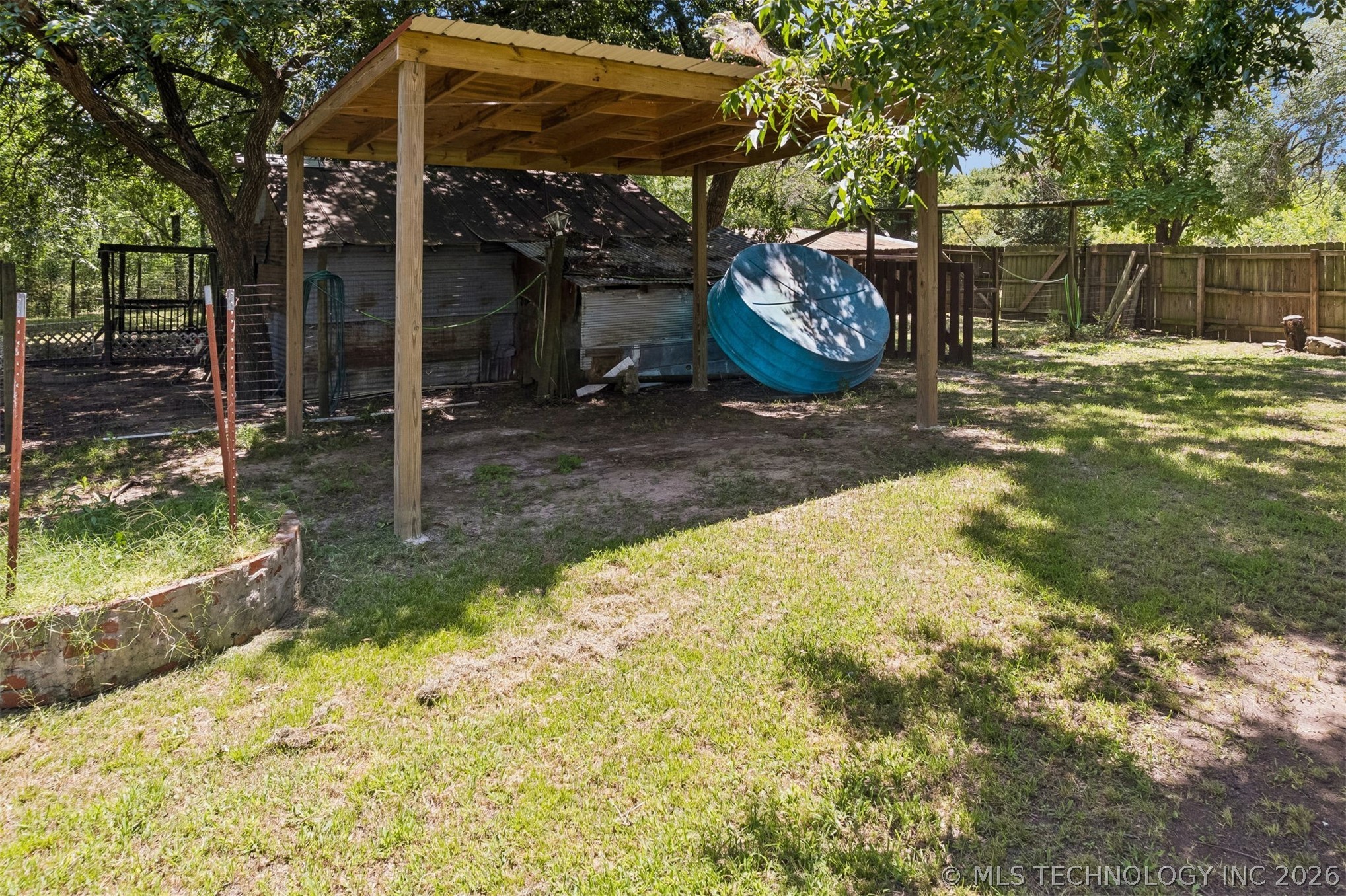 422 N Gibson Dustin OK 74839
