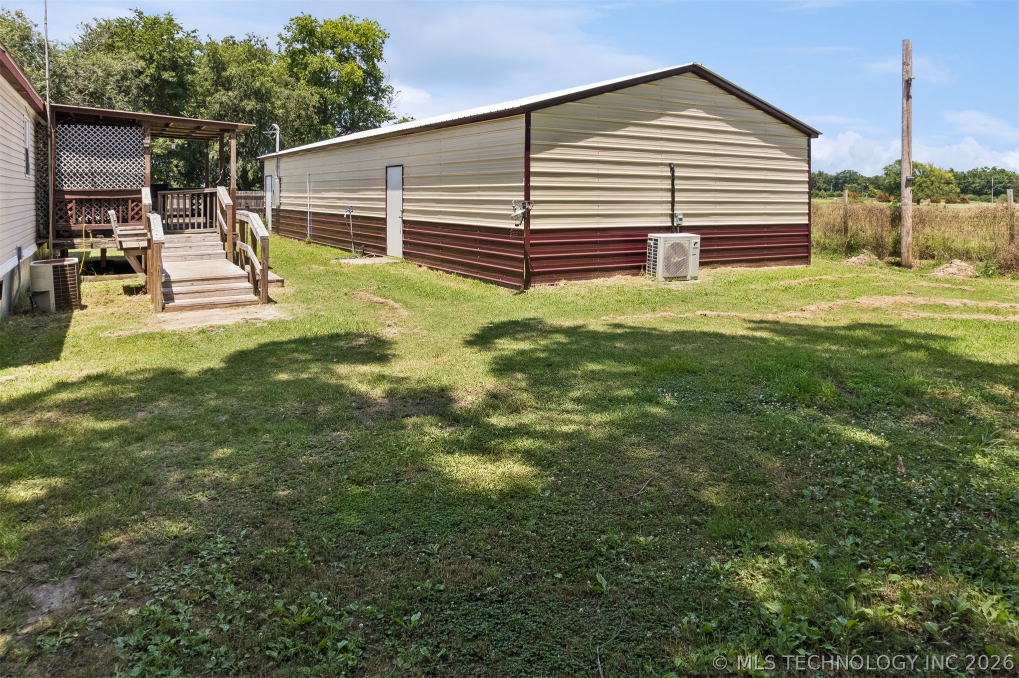 422 N Gibson Dustin OK 74839