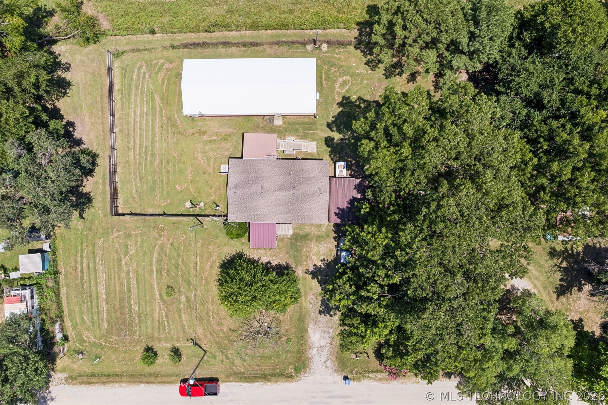 422 N Gibson Dustin OK 74839