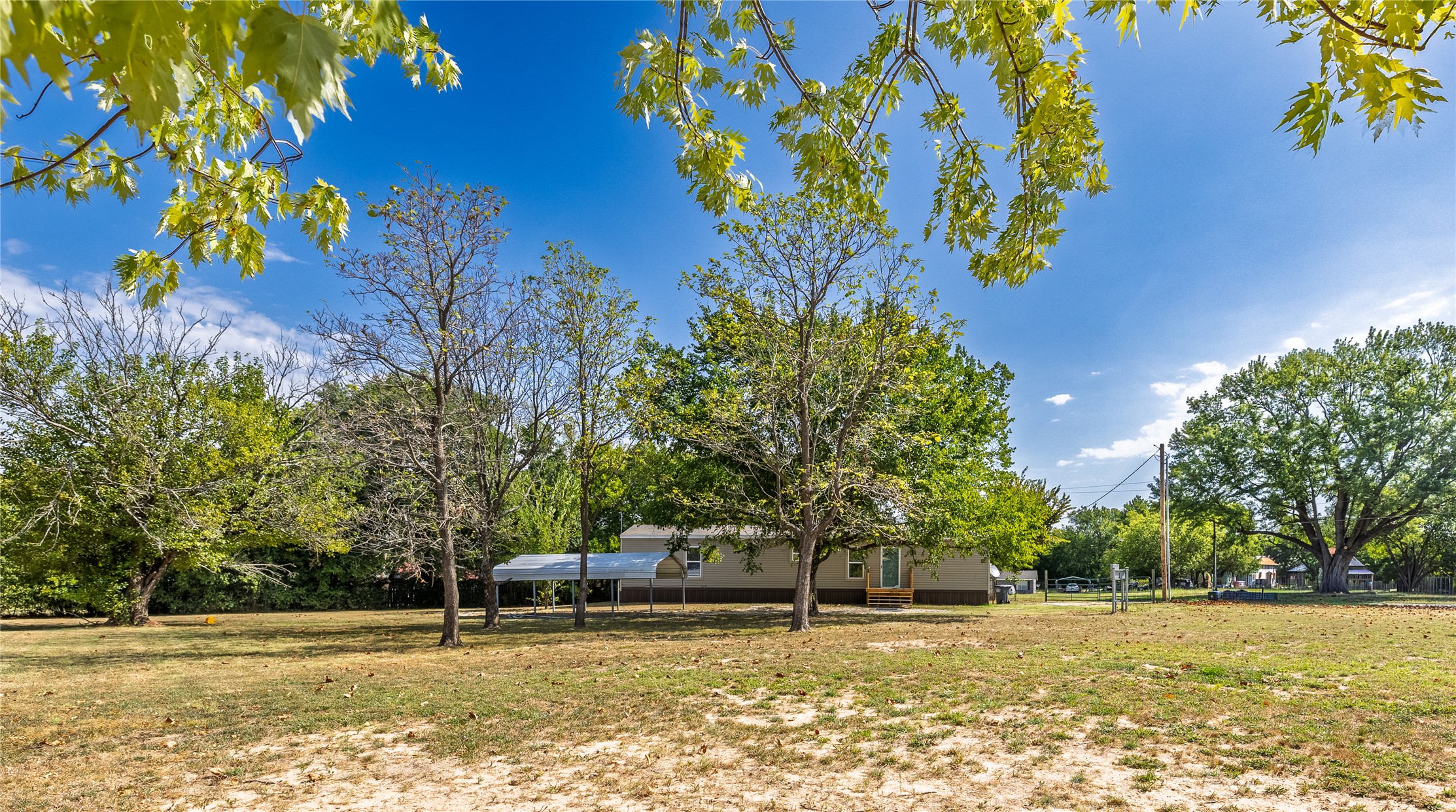 228 E 9th Avenue Ada OK 74820