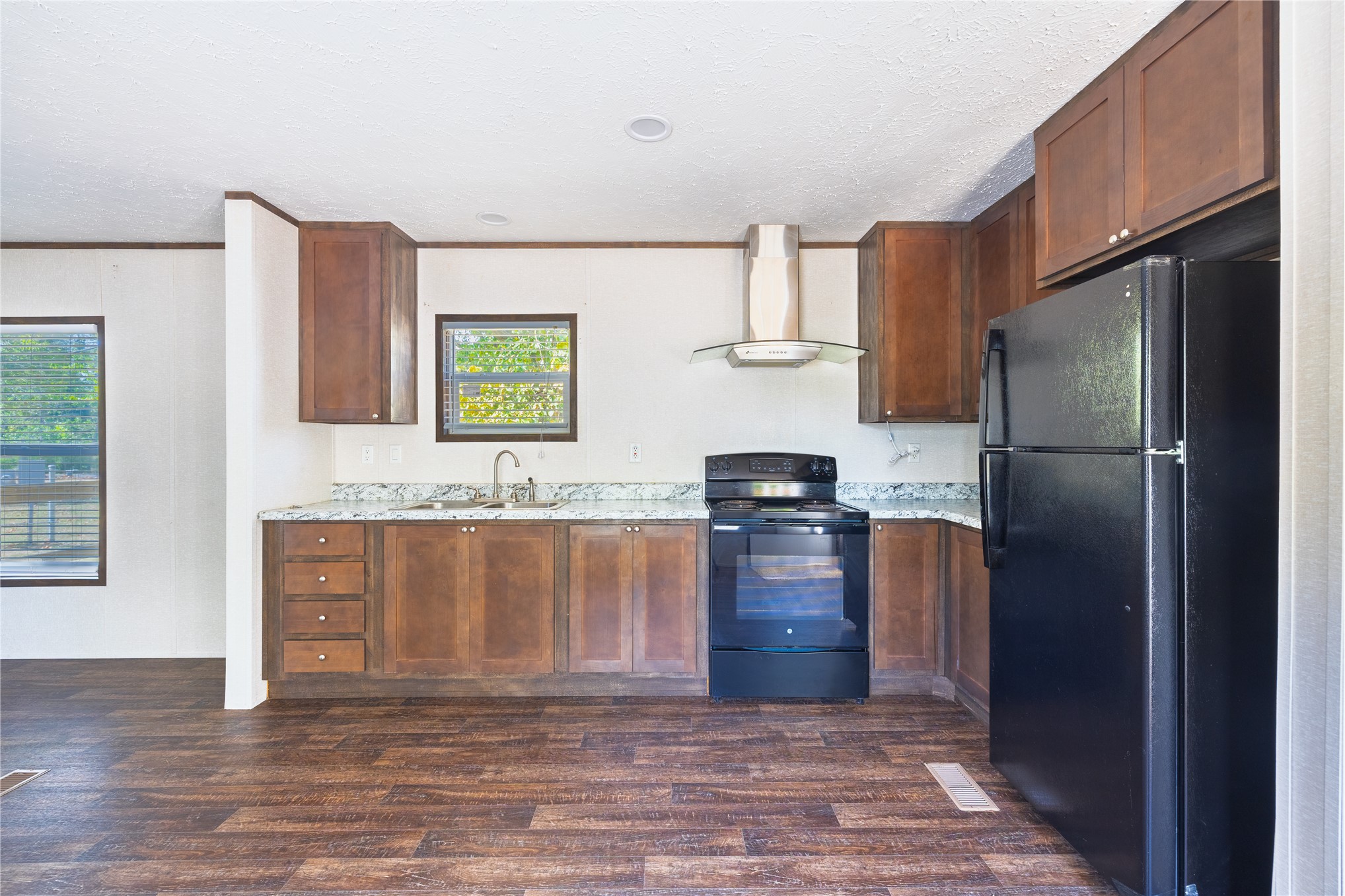228 E 9th Avenue Ada OK 74820