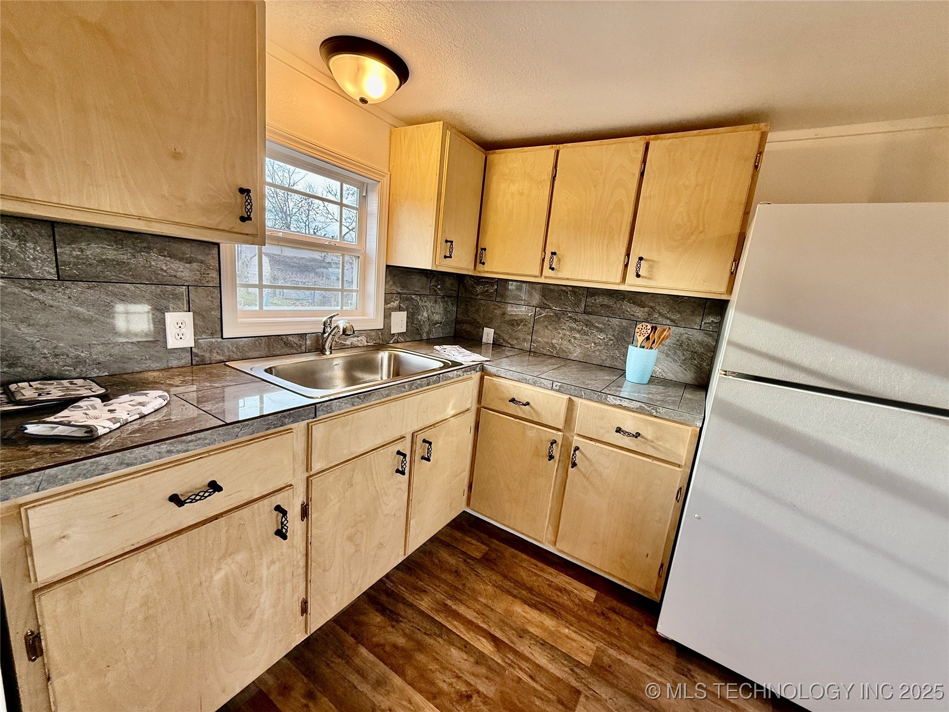 25271 S 606 Grove OK 74344