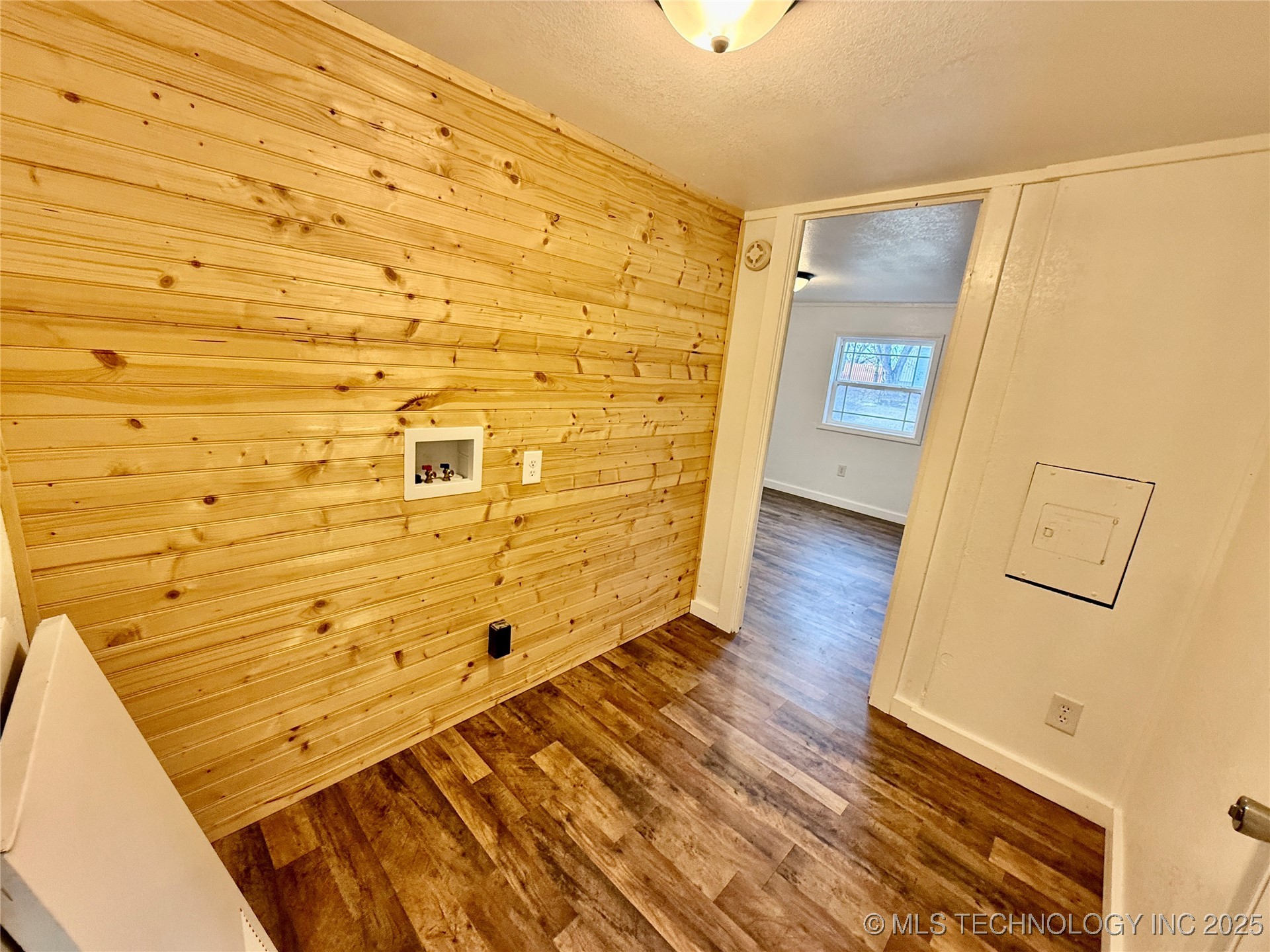 25271 S 606 Grove OK 74344