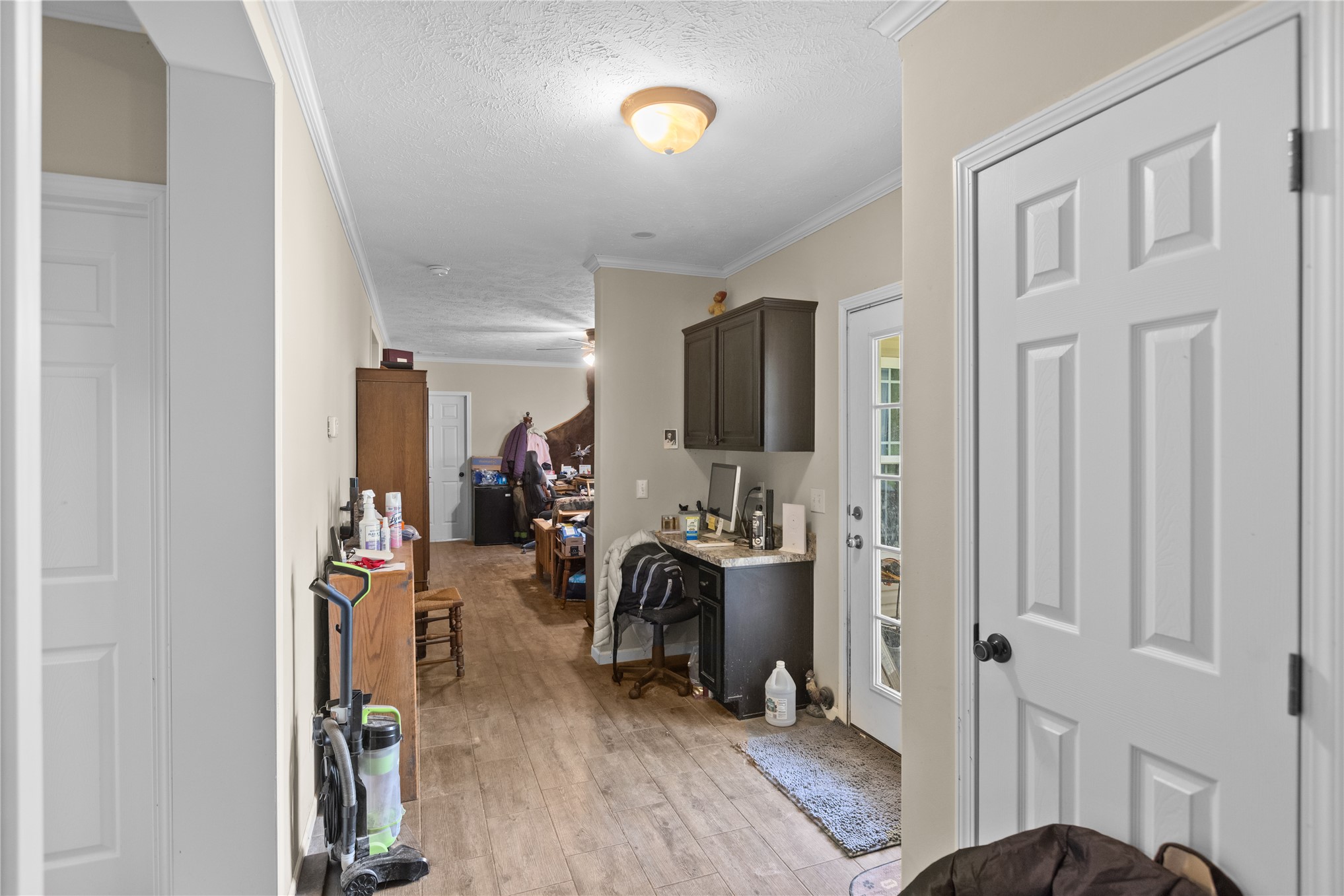 1800 E 2110 Road Hugo OK 74743