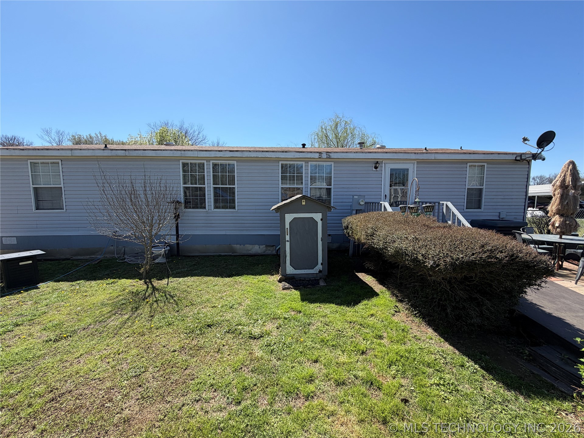 608 W Curtis Calera OK 74730