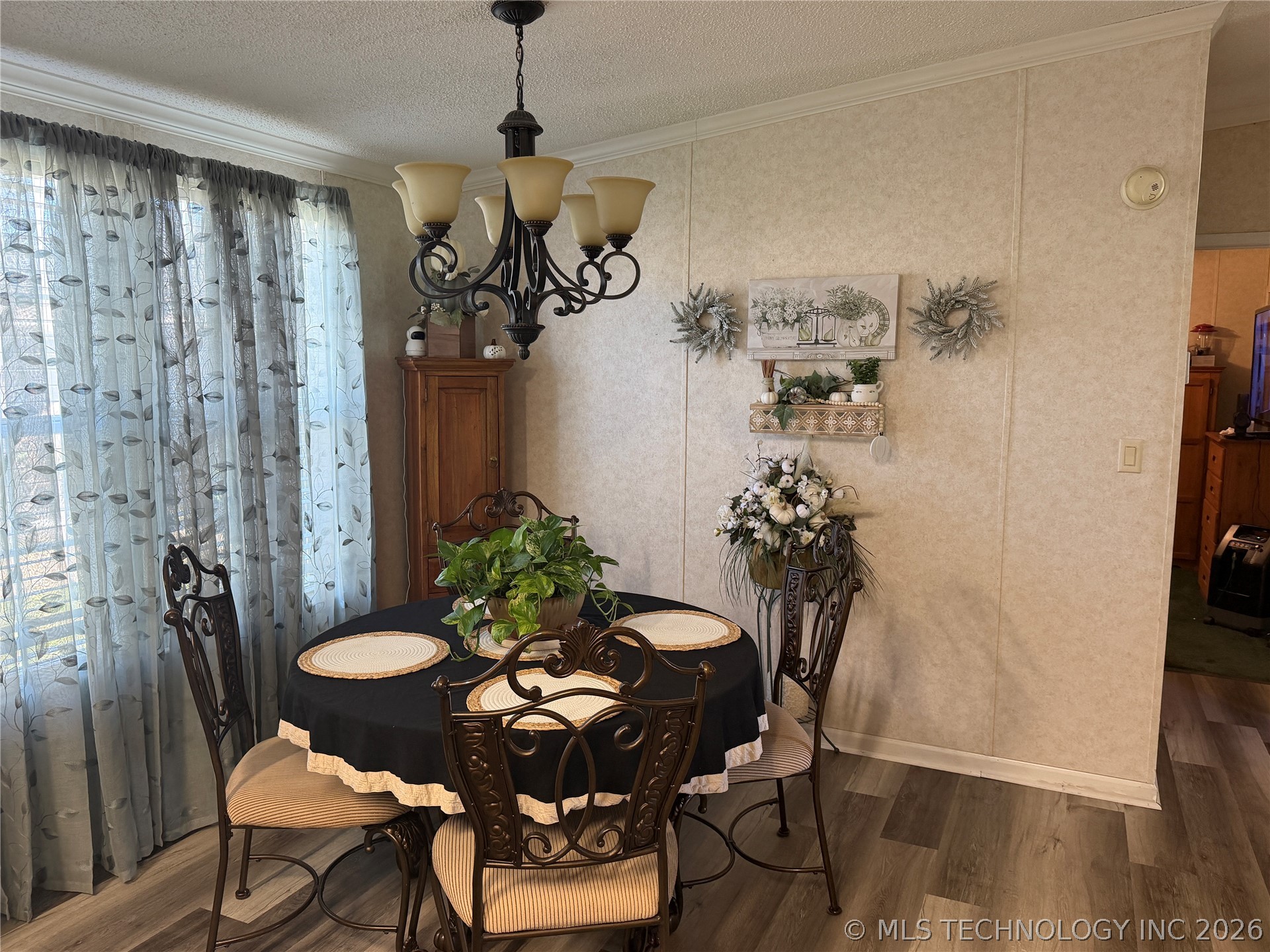 608 W Curtis Calera OK 74730
