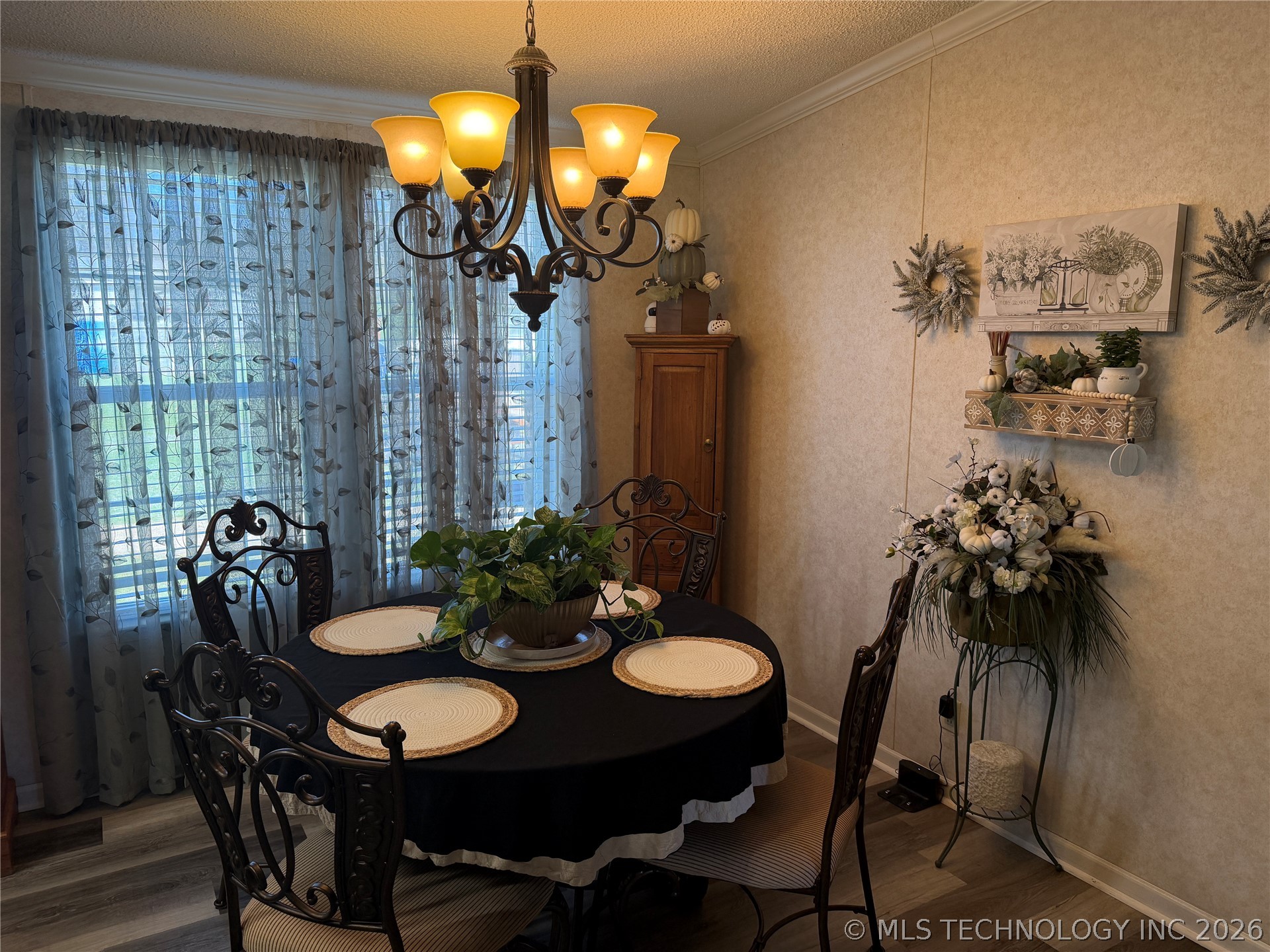 608 W Curtis Calera OK 74730