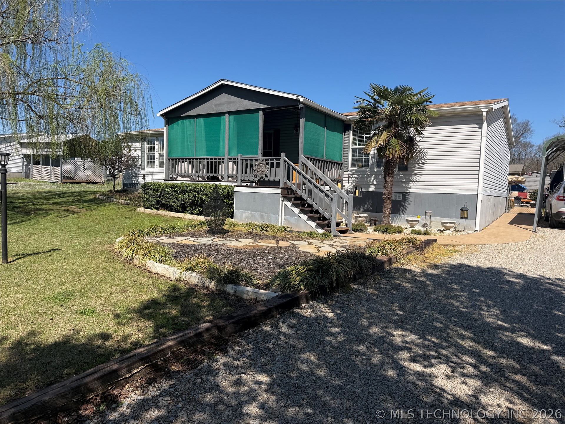 608 W Curtis Calera OK 74730