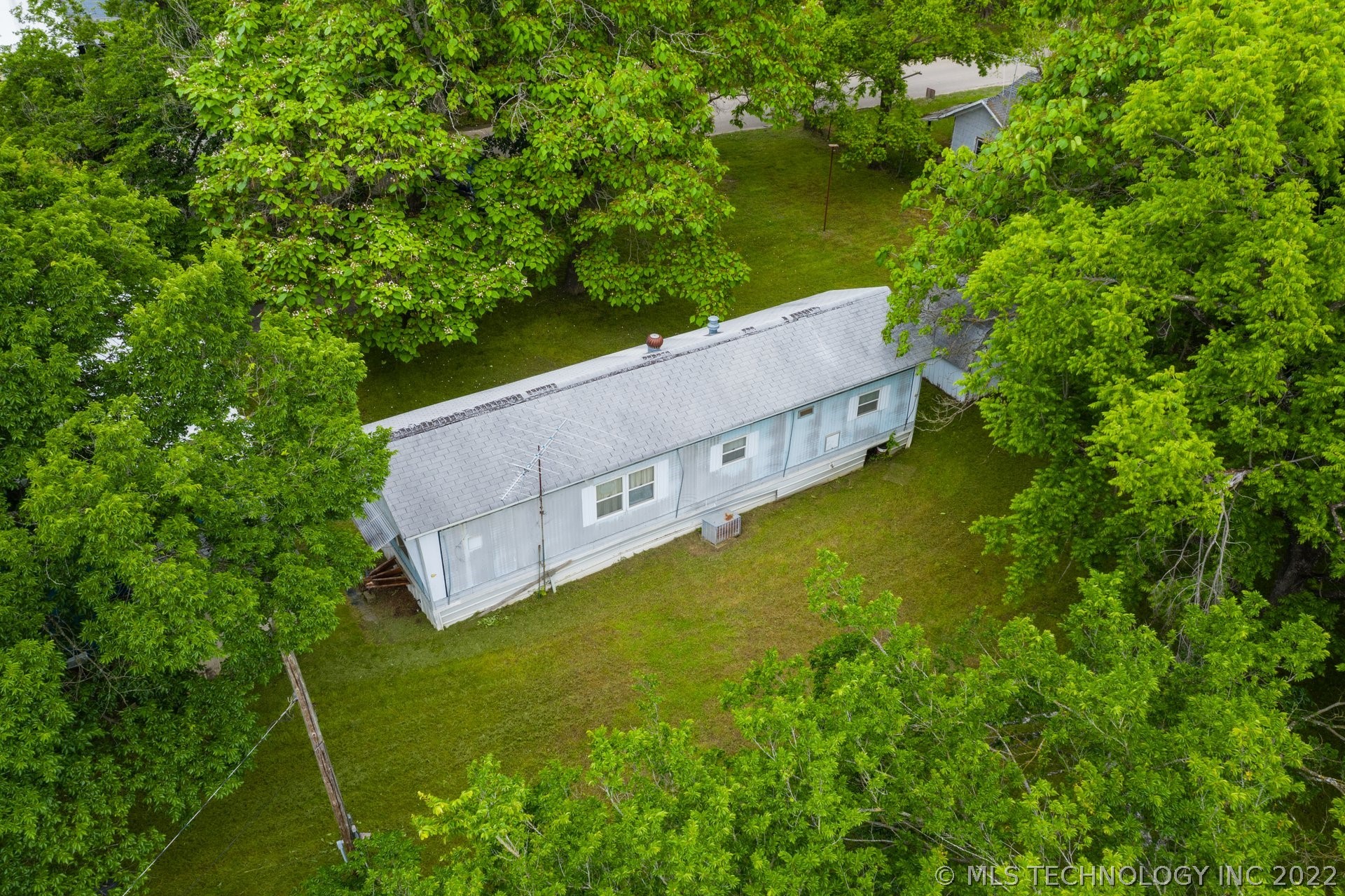 912 S Freeman Avenue Hominy OK 74035
