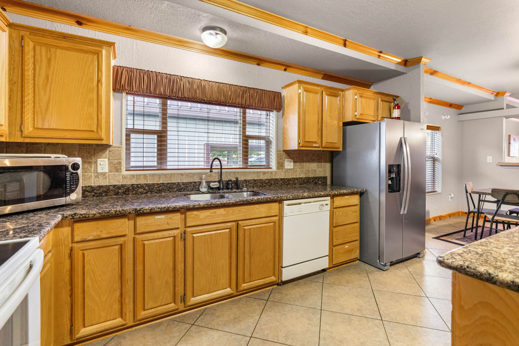 7593 Thomas Avenue N Kingston OK 73439