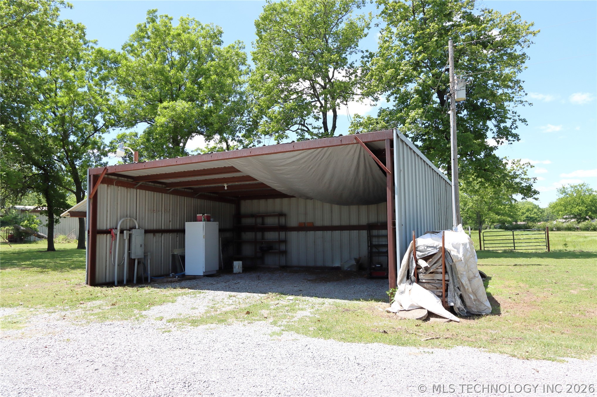 32632 E 710 Road Wagoner OK 74467