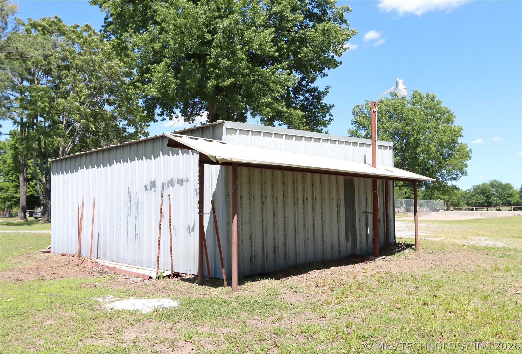 32632 E 710 Road Wagoner OK 74467