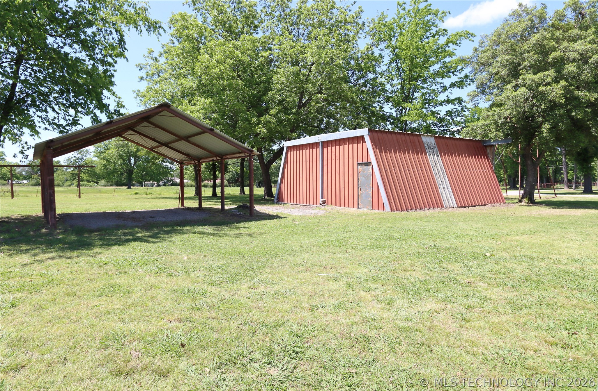 32632 E 710 Road Wagoner OK 74467