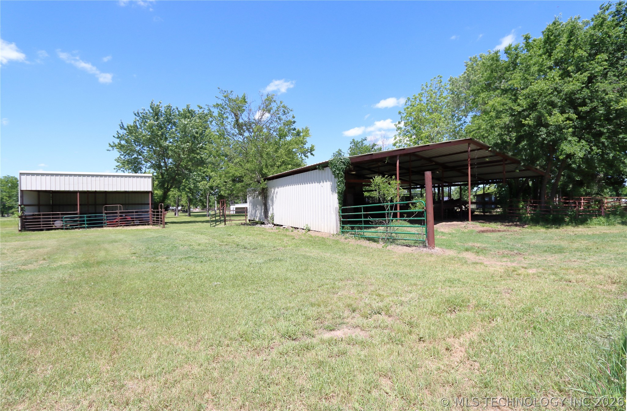32632 E 710 Road Wagoner OK 74467