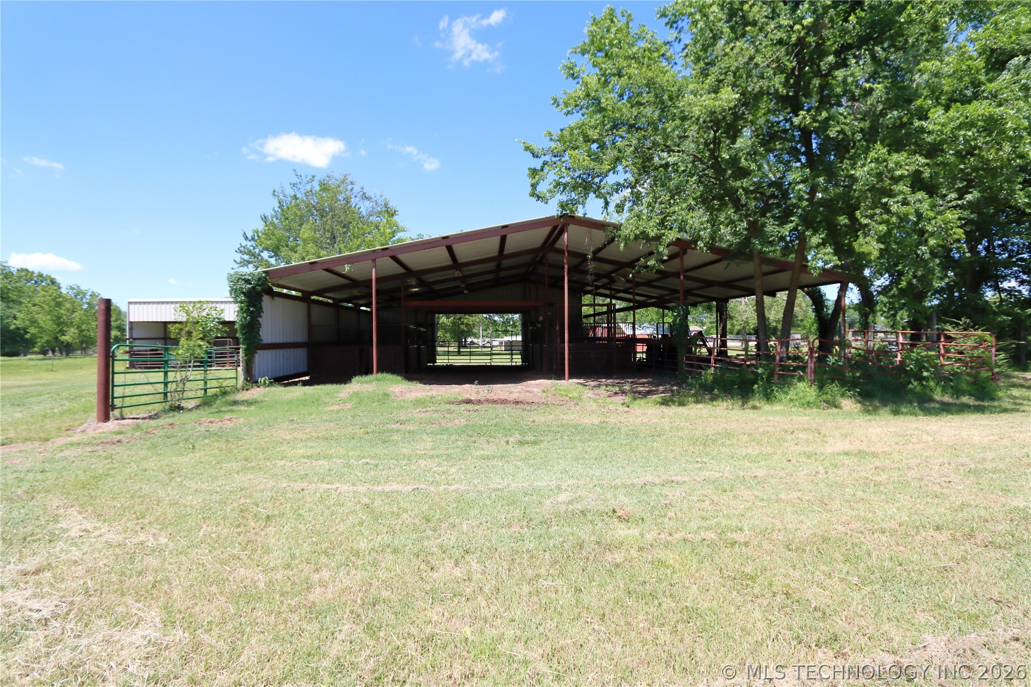 32632 E 710 Road Wagoner OK 74467