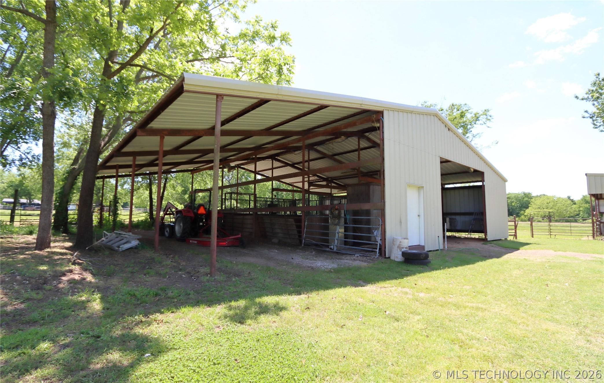 32632 E 710 Road Wagoner OK 74467
