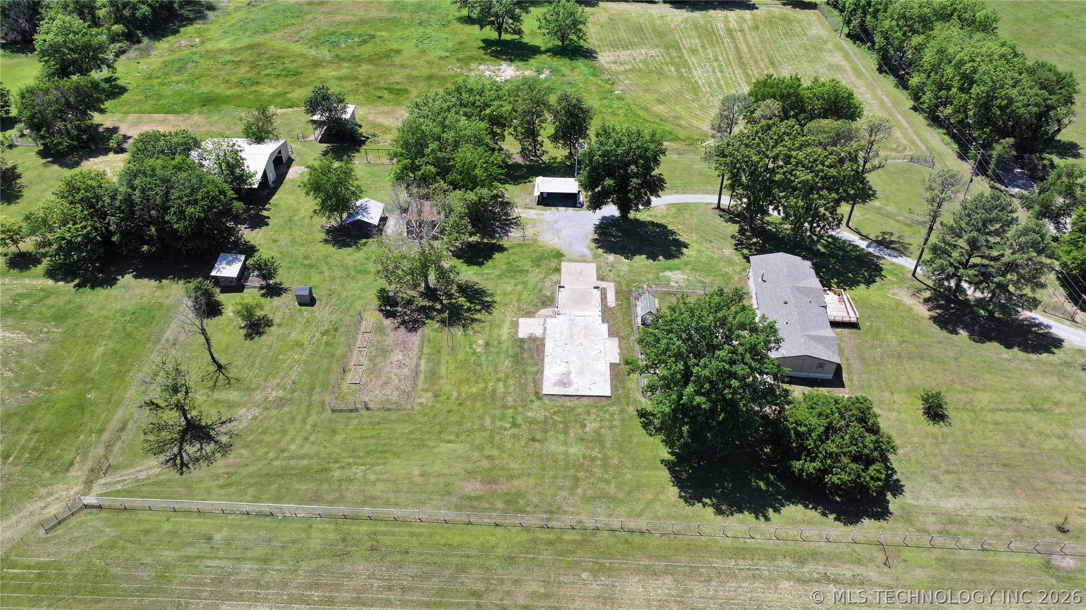 32632 E 710 Road Wagoner OK 74467