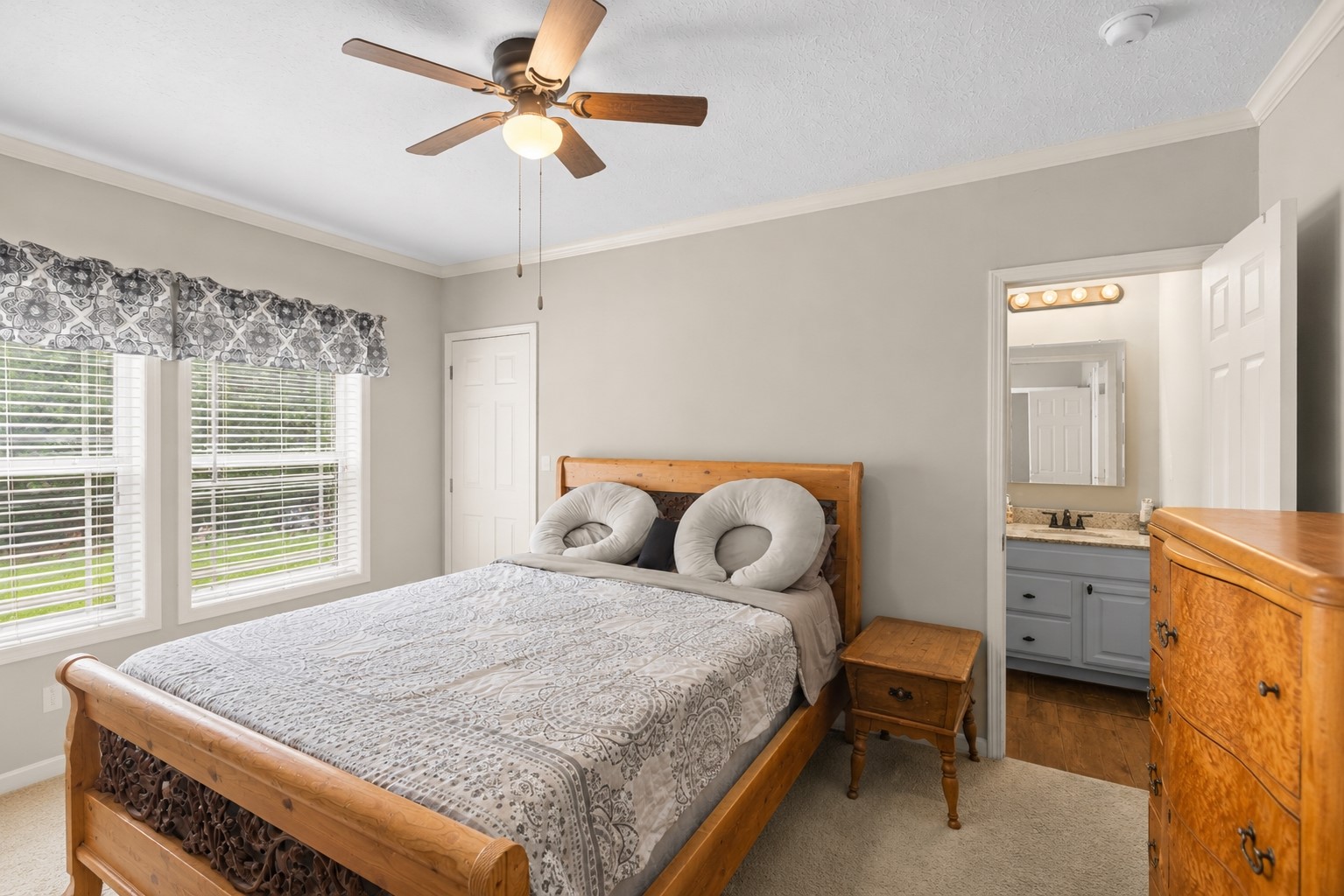 1800 2110 Road Hugo OK 74743