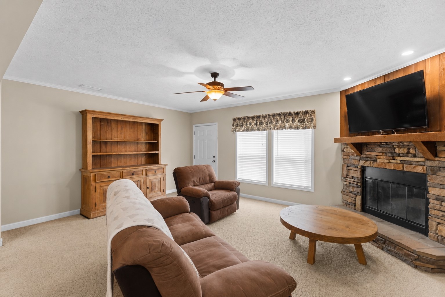 1800 2110 Road Hugo OK 74743