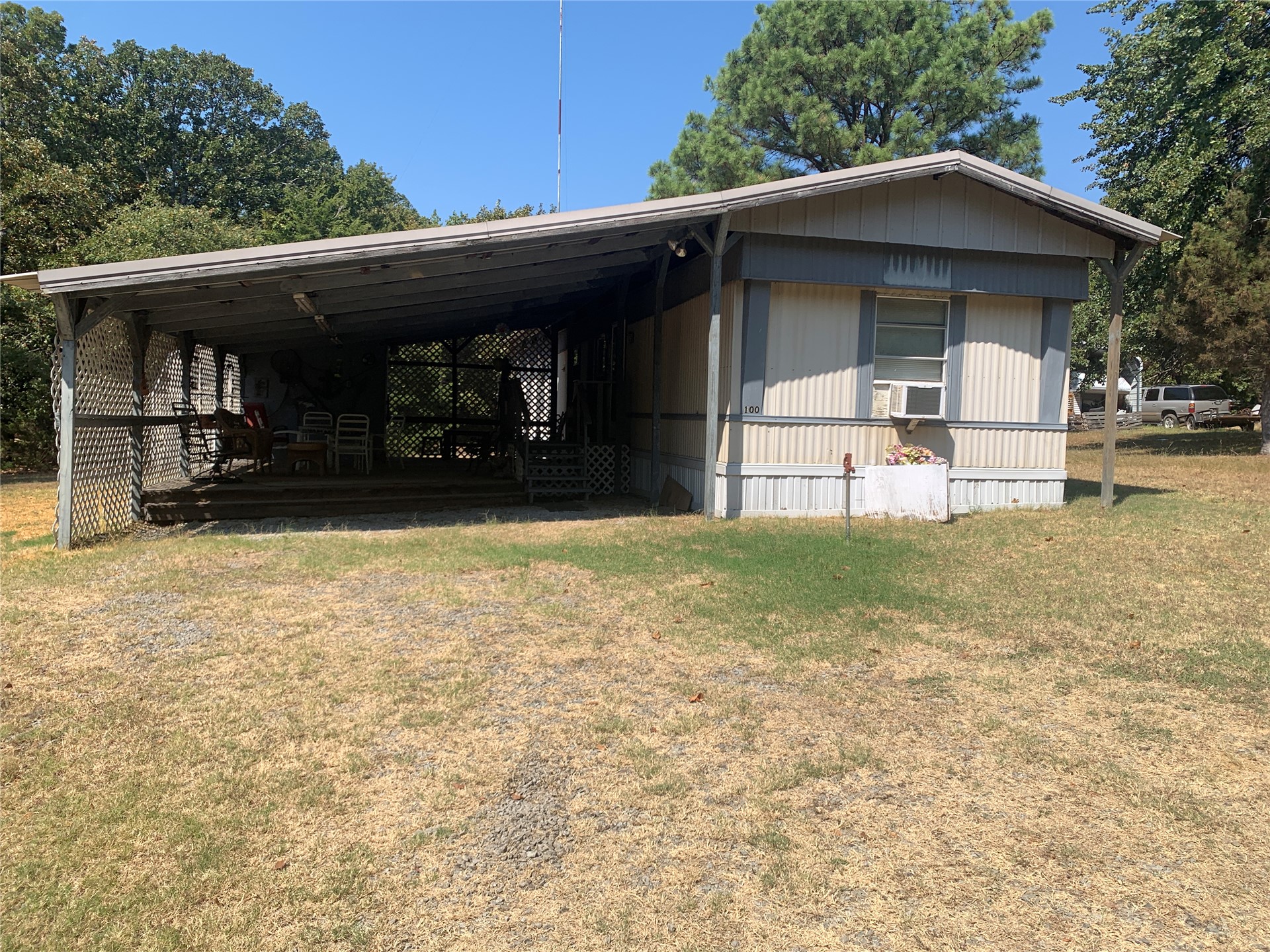 100 N Geronimo Street Canadian OK 74425
