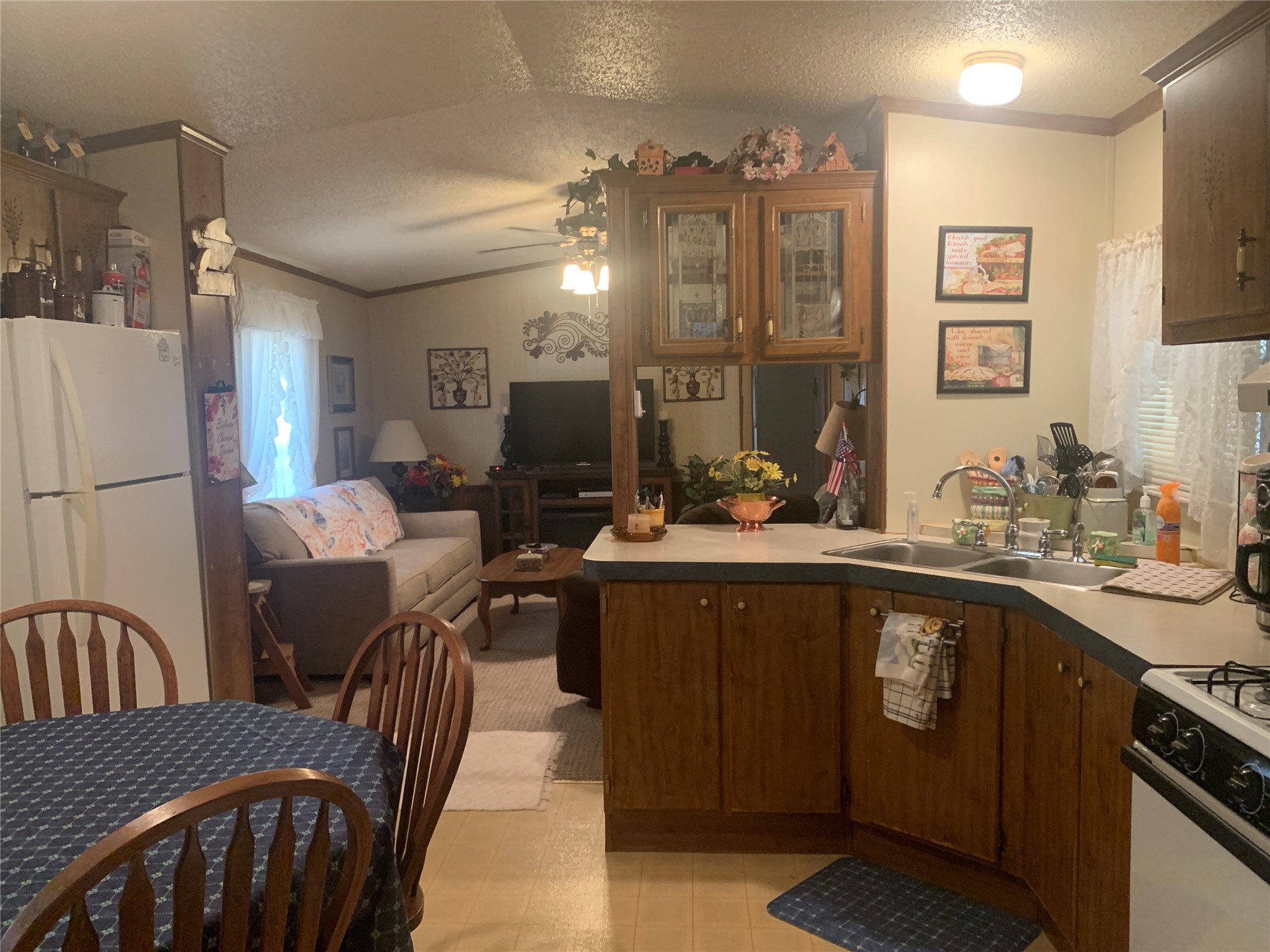 100 N Geronimo Street Canadian OK 74425