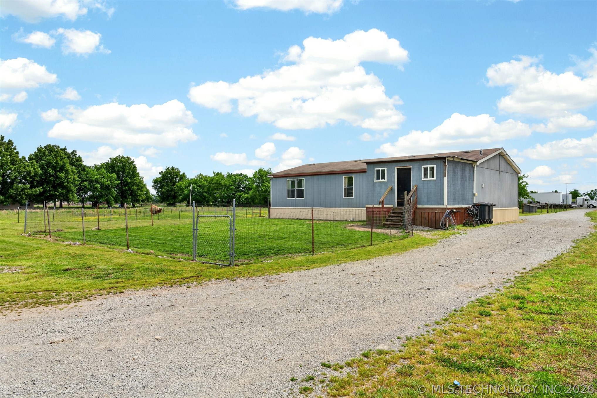5860 W 573 Road Chouteau OK 74337
