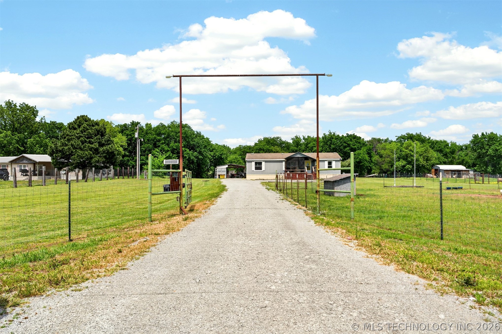 5860 W 573 Road Chouteau OK 74337