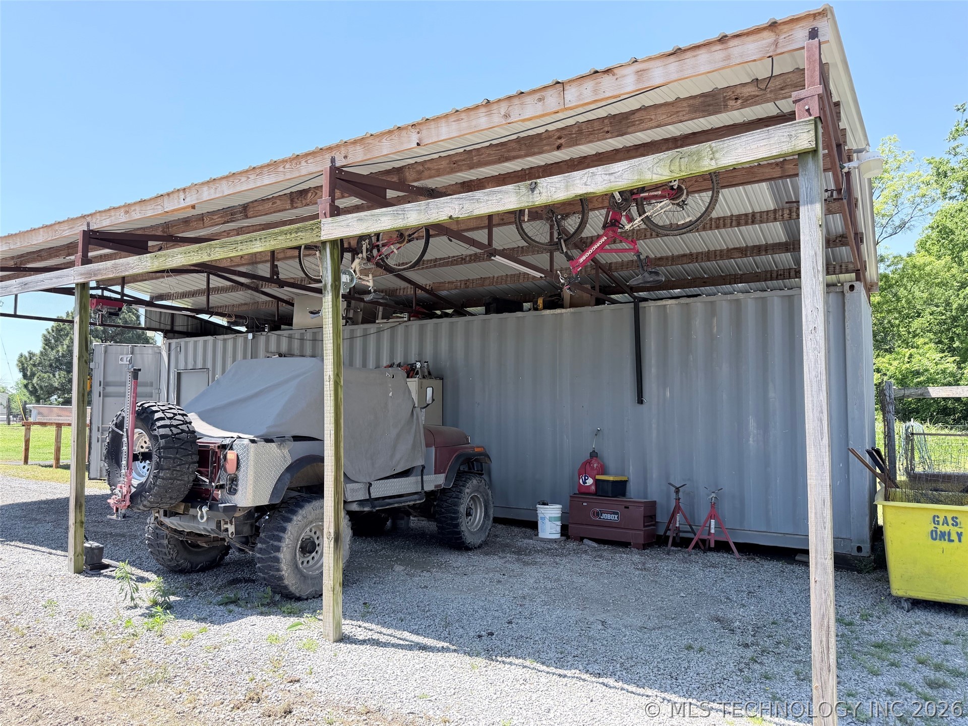 5860 W 573 Road Chouteau OK 74337