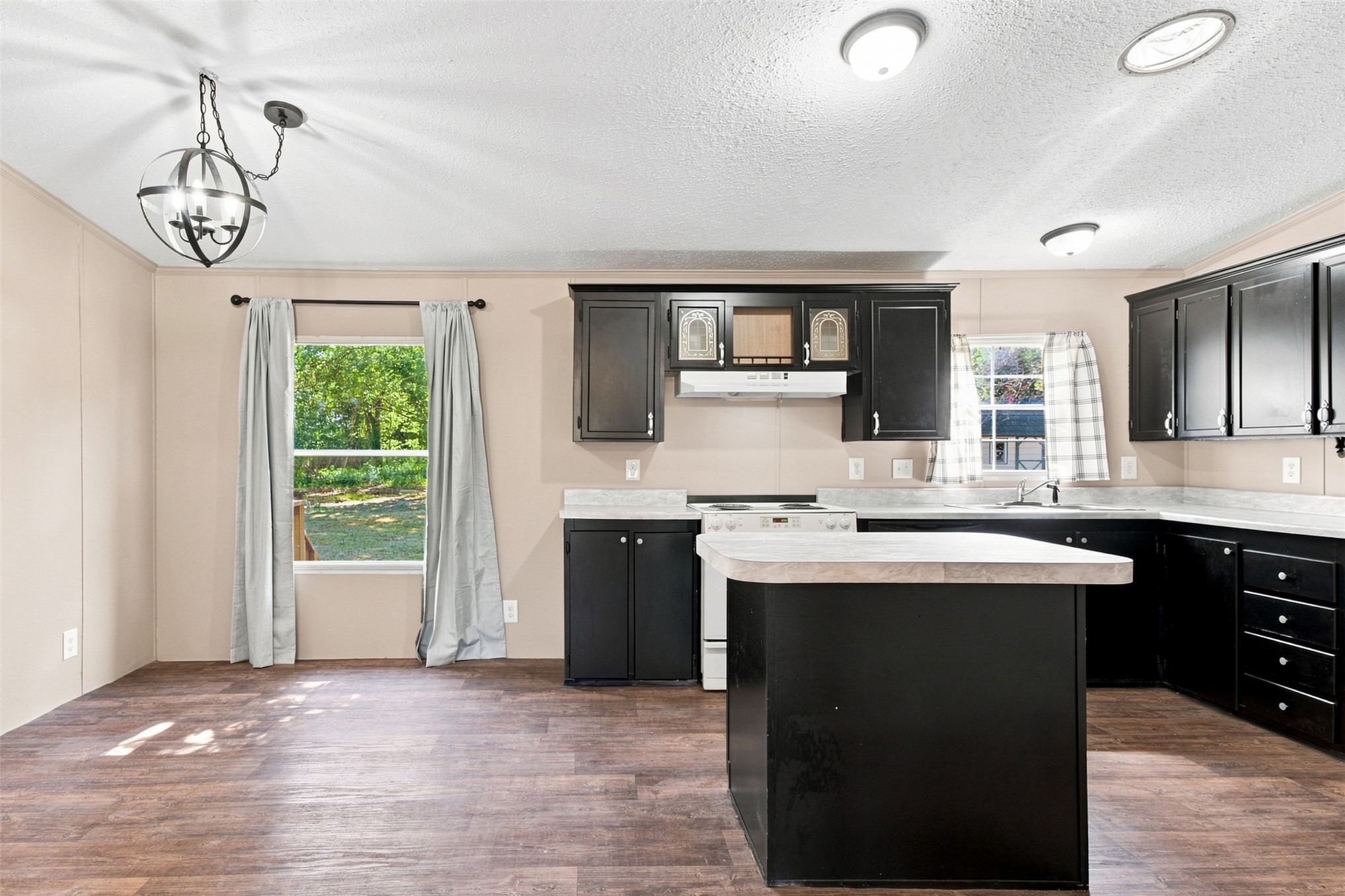 296 S Pine Street Big Cabin OK 74332