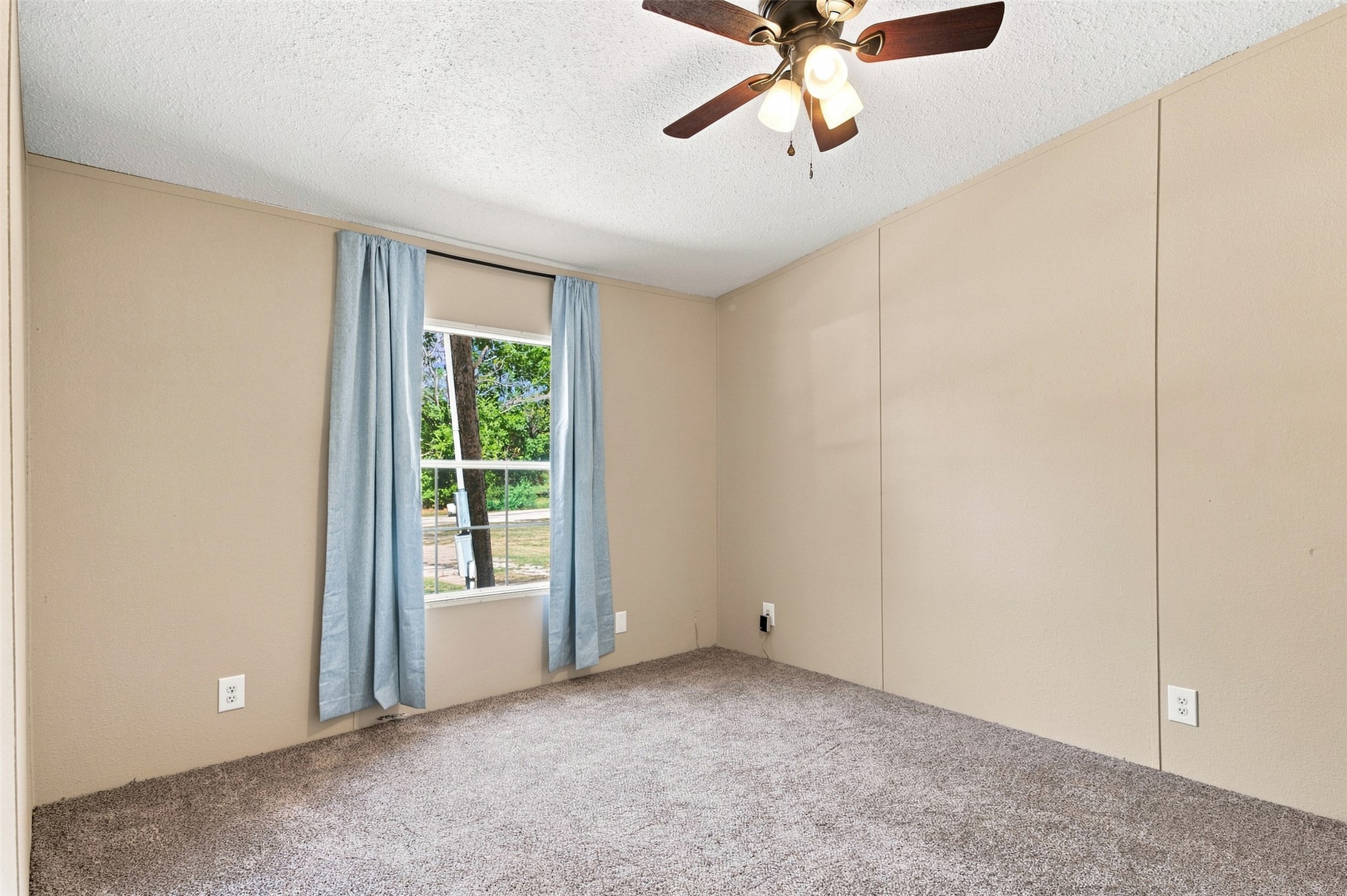 296 S Pine Street Big Cabin OK 74332