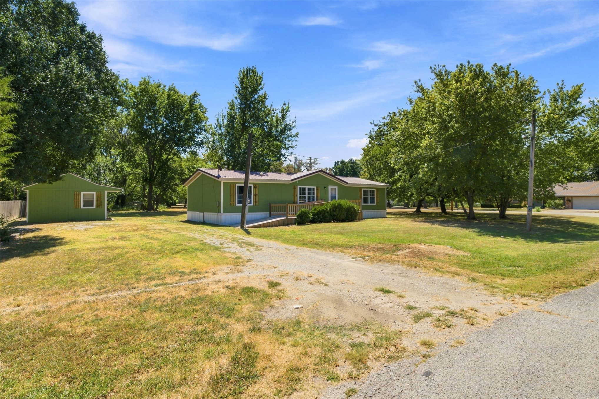 296 S Pine Street Big Cabin OK 74332