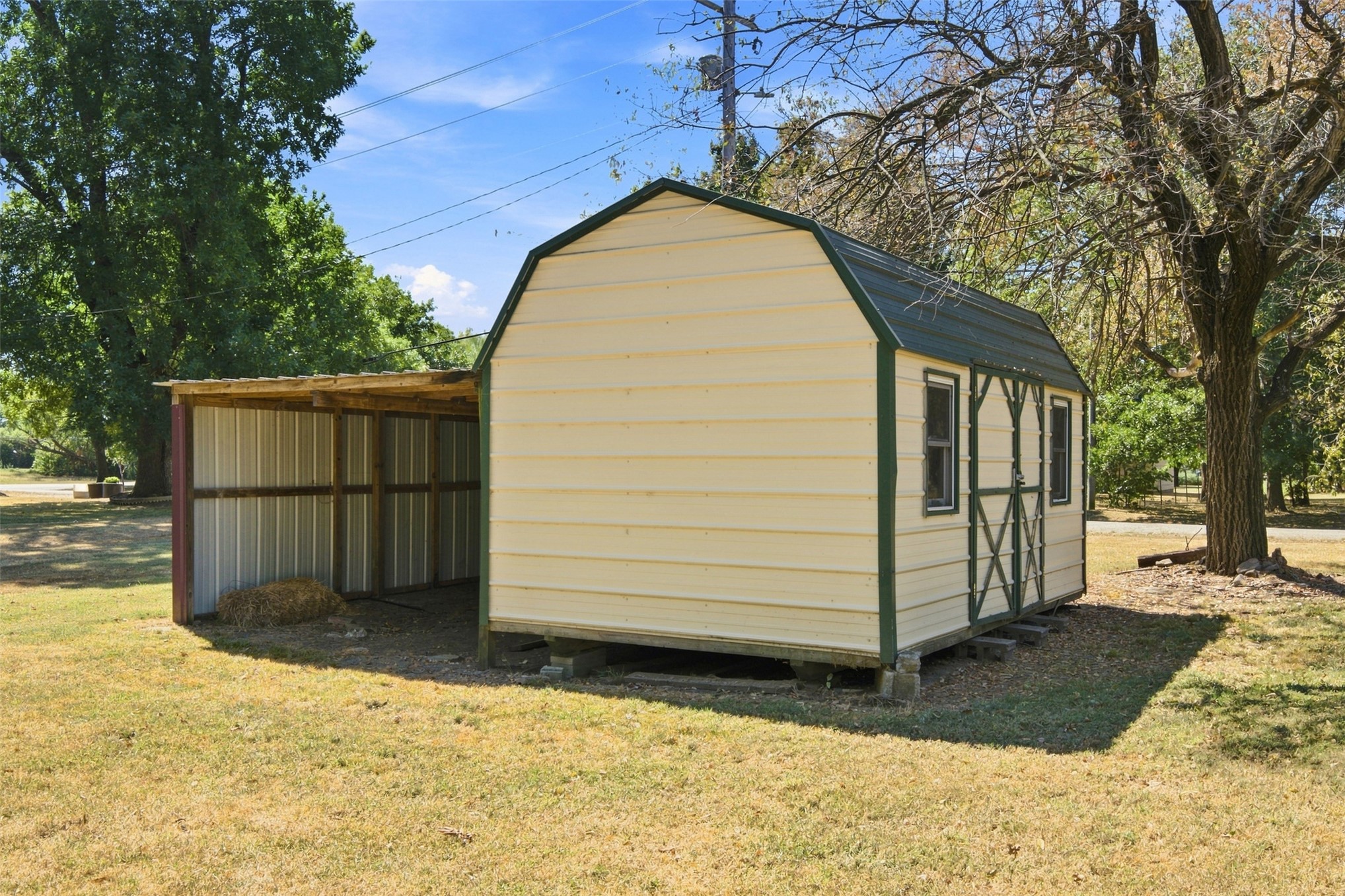 296 S Pine Street Big Cabin OK 74332