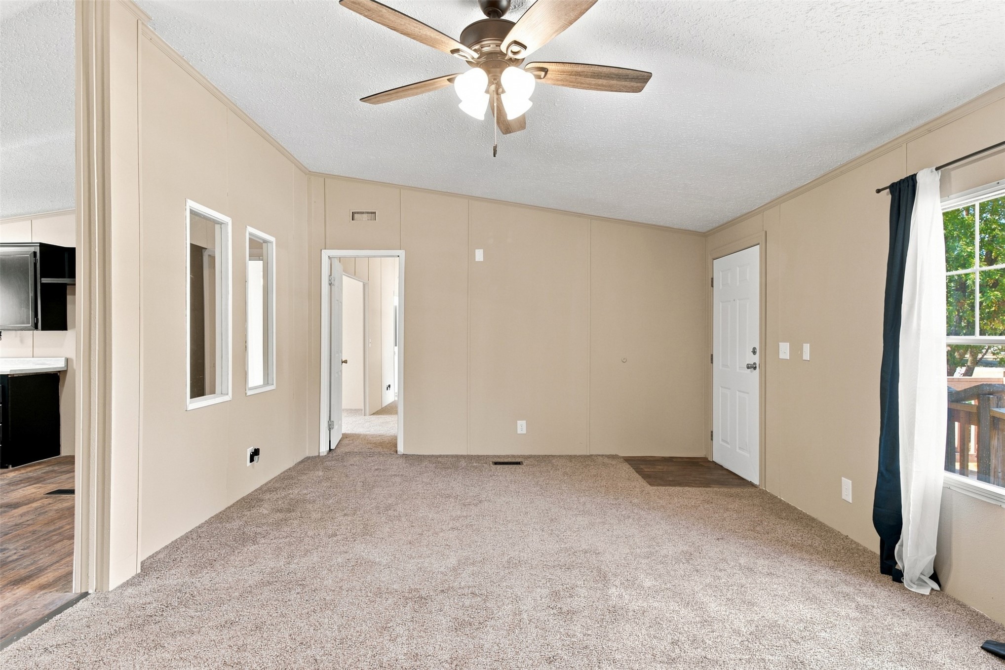 296 S Pine Street Big Cabin OK 74332
